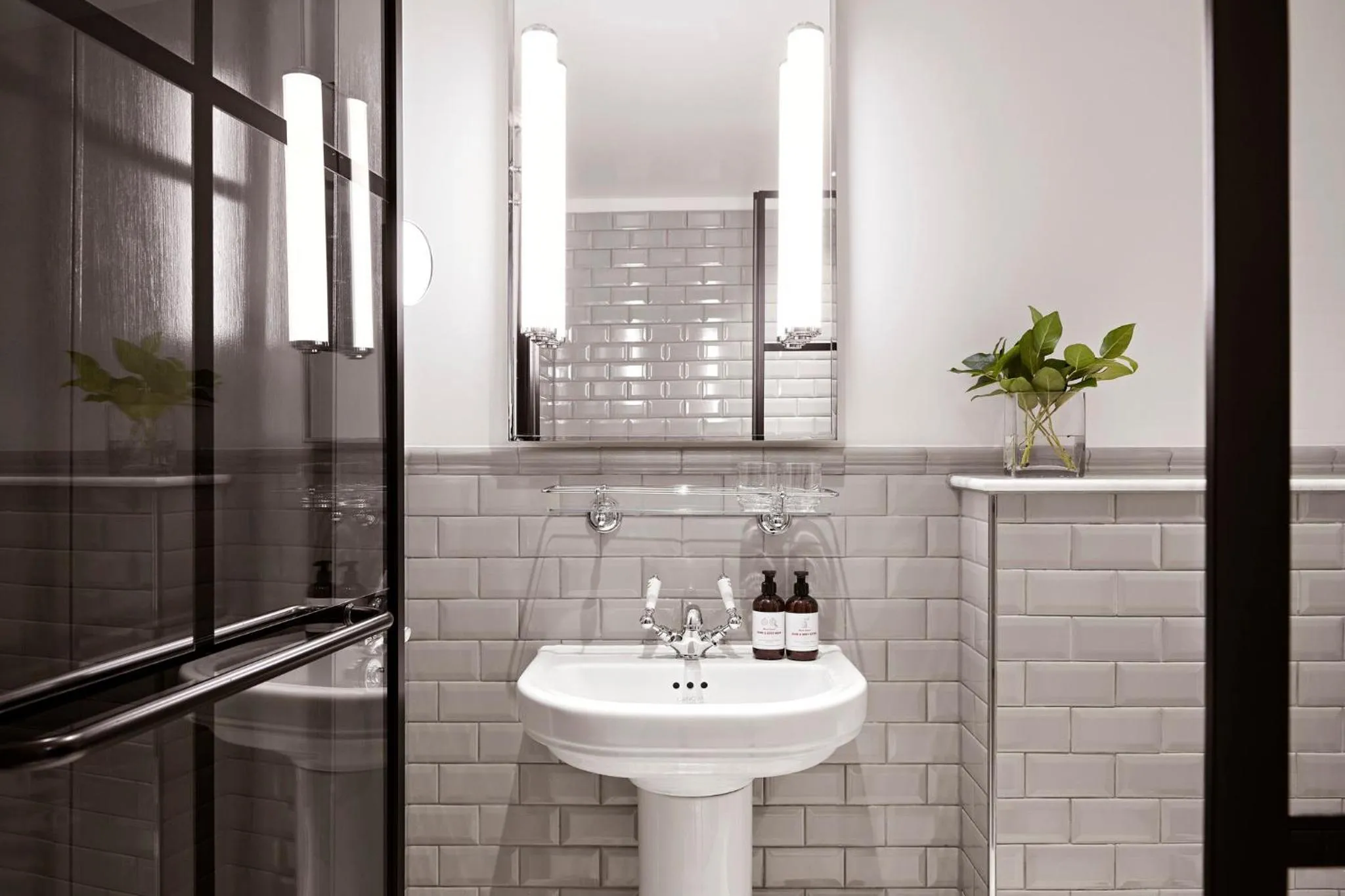 Bathroom in Kimpton Fitzroy London by IHG