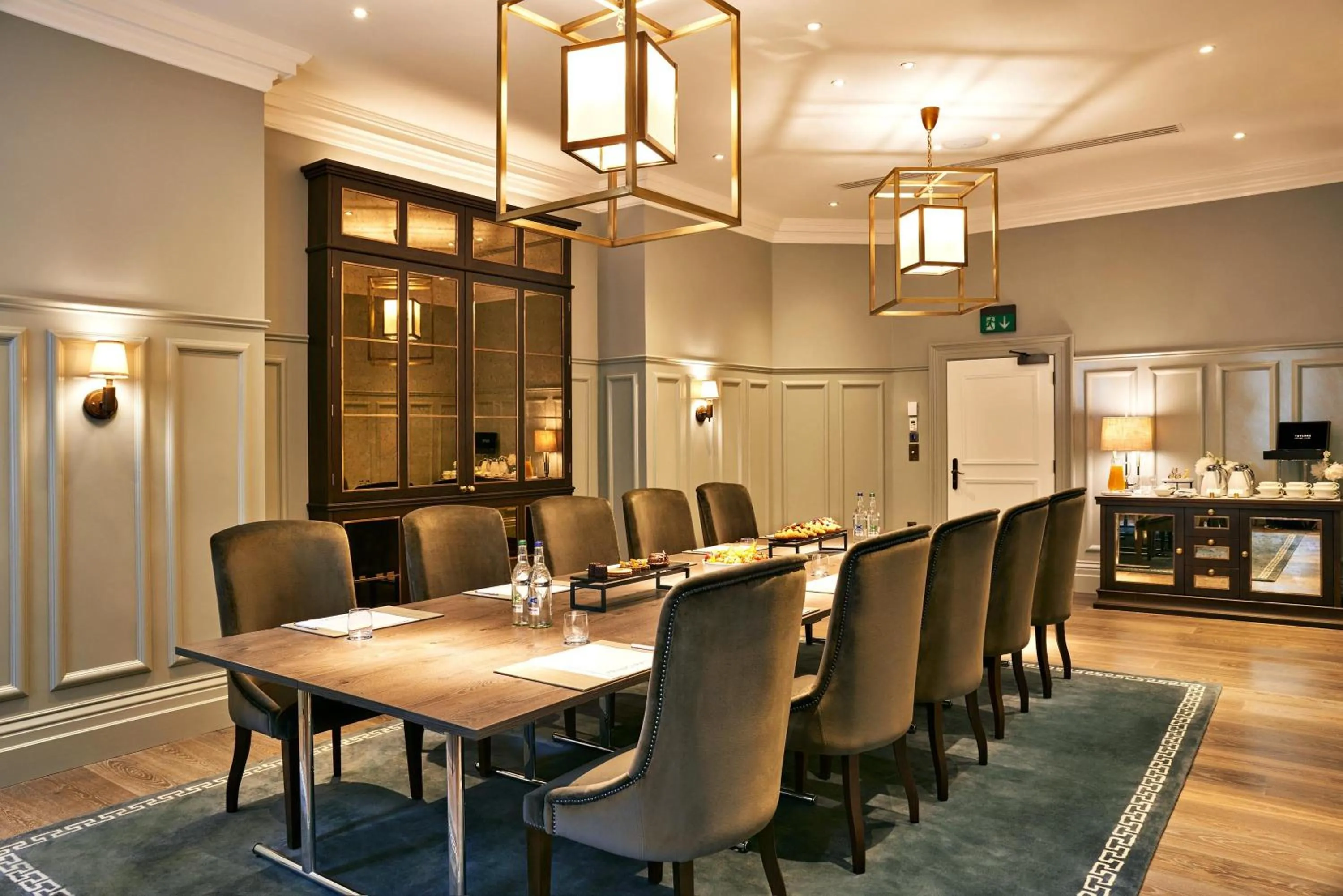 Meeting/conference room in Kimpton Fitzroy London by IHG