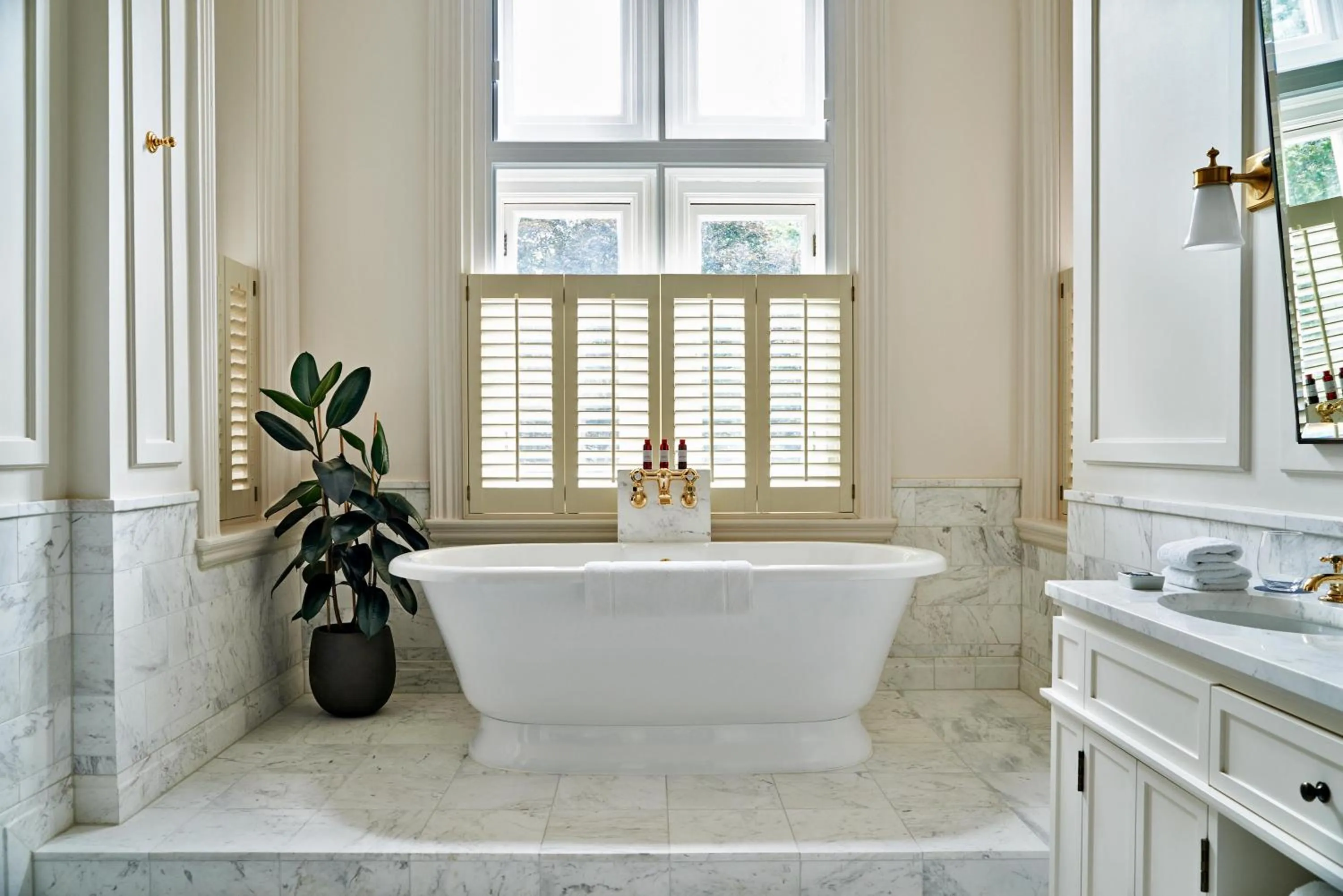 Photo of the whole room in Kimpton Fitzroy London by IHG