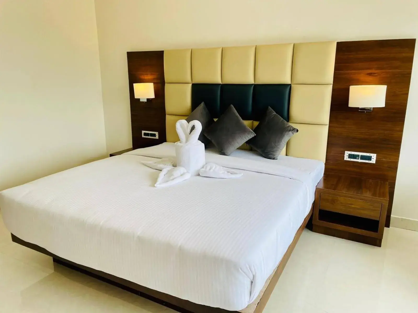 Deluxe Double Room - single occupancy in Mastiff Grand Dharwad Deluxe Double Room - single occupancy in Mastiff Grand Dharwad