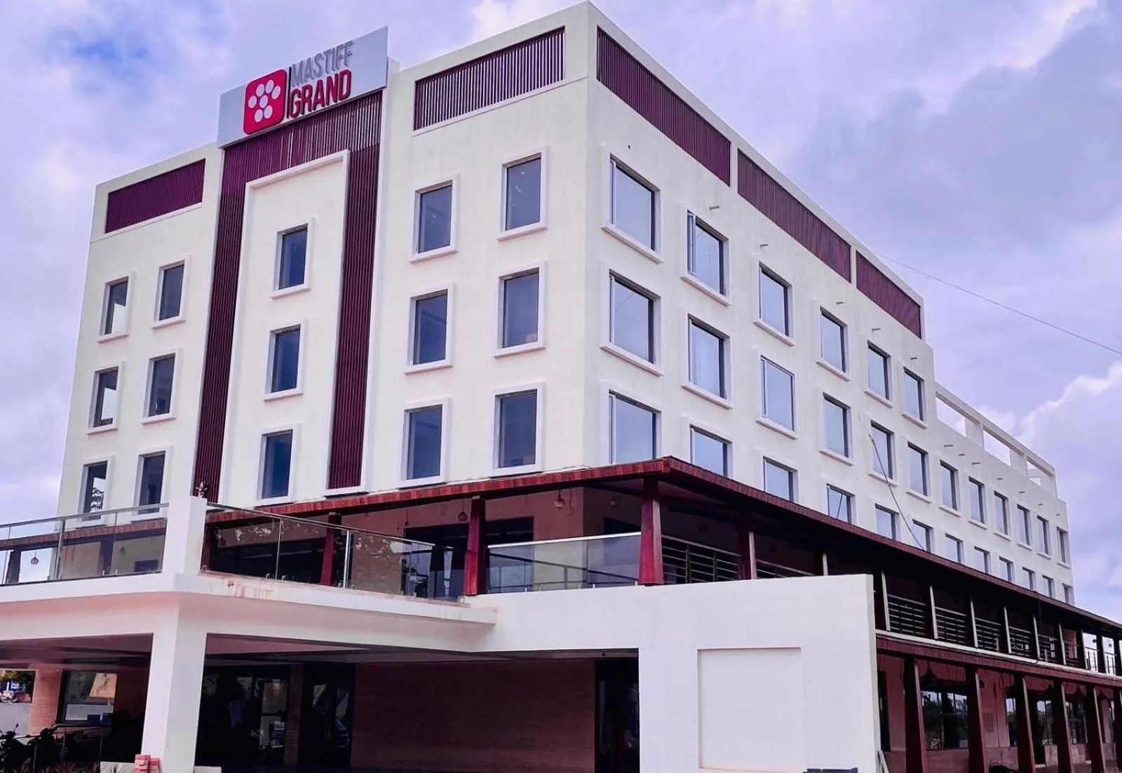 Facade/entrance in Mastiff Grand Dharwad