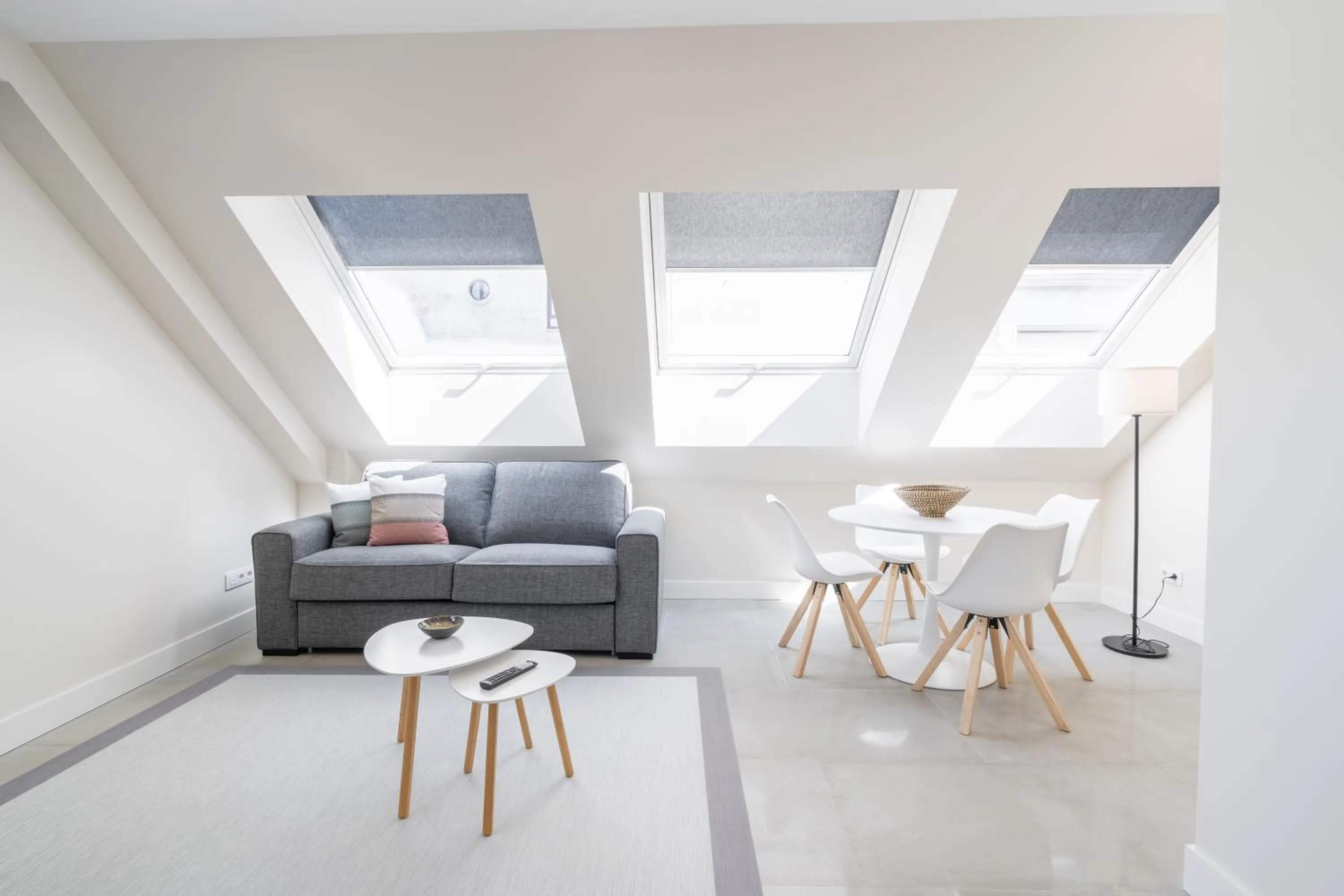 Dining area in Cíes Luxury Suitel Areosa 22