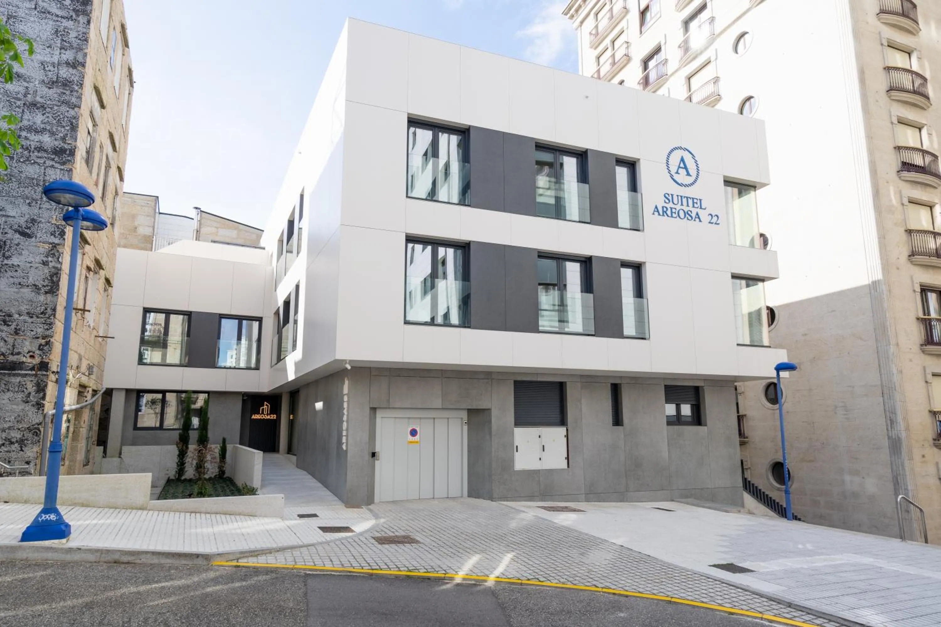 Property building in Cíes Luxury Suitel Areosa 22