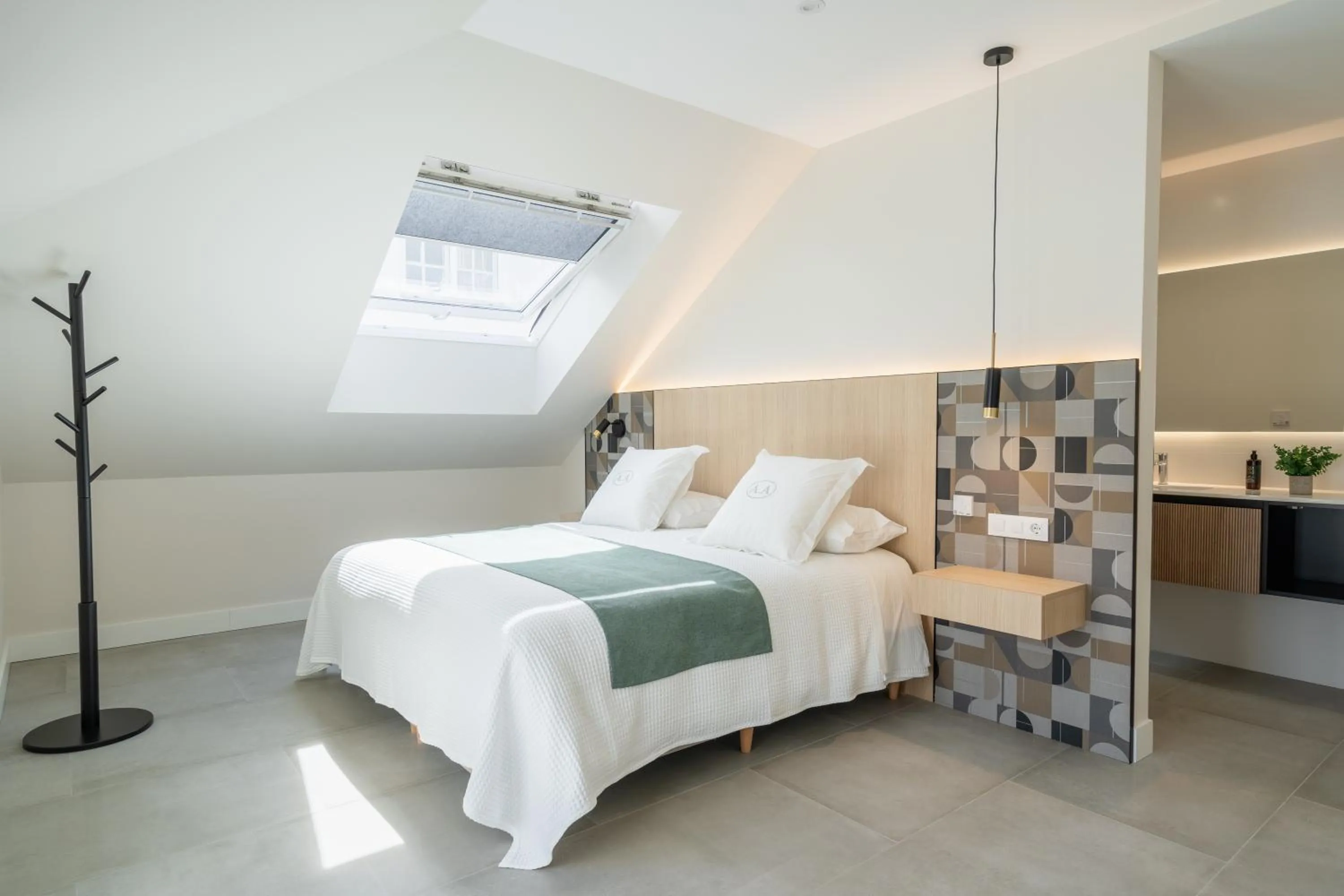 Bed in Cíes Luxury Suitel Areosa 22