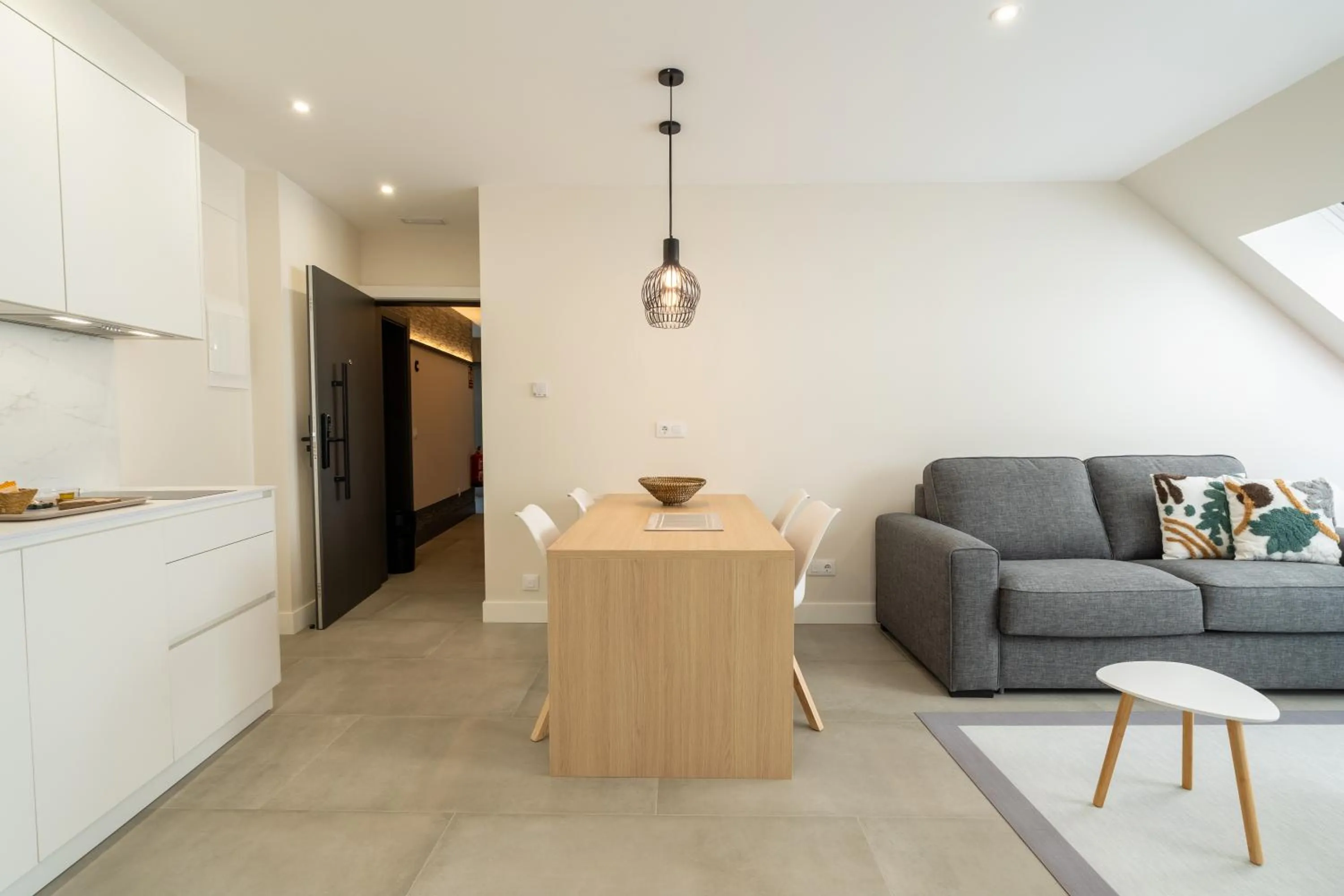 Dining area in Cíes Luxury Suitel Areosa 22