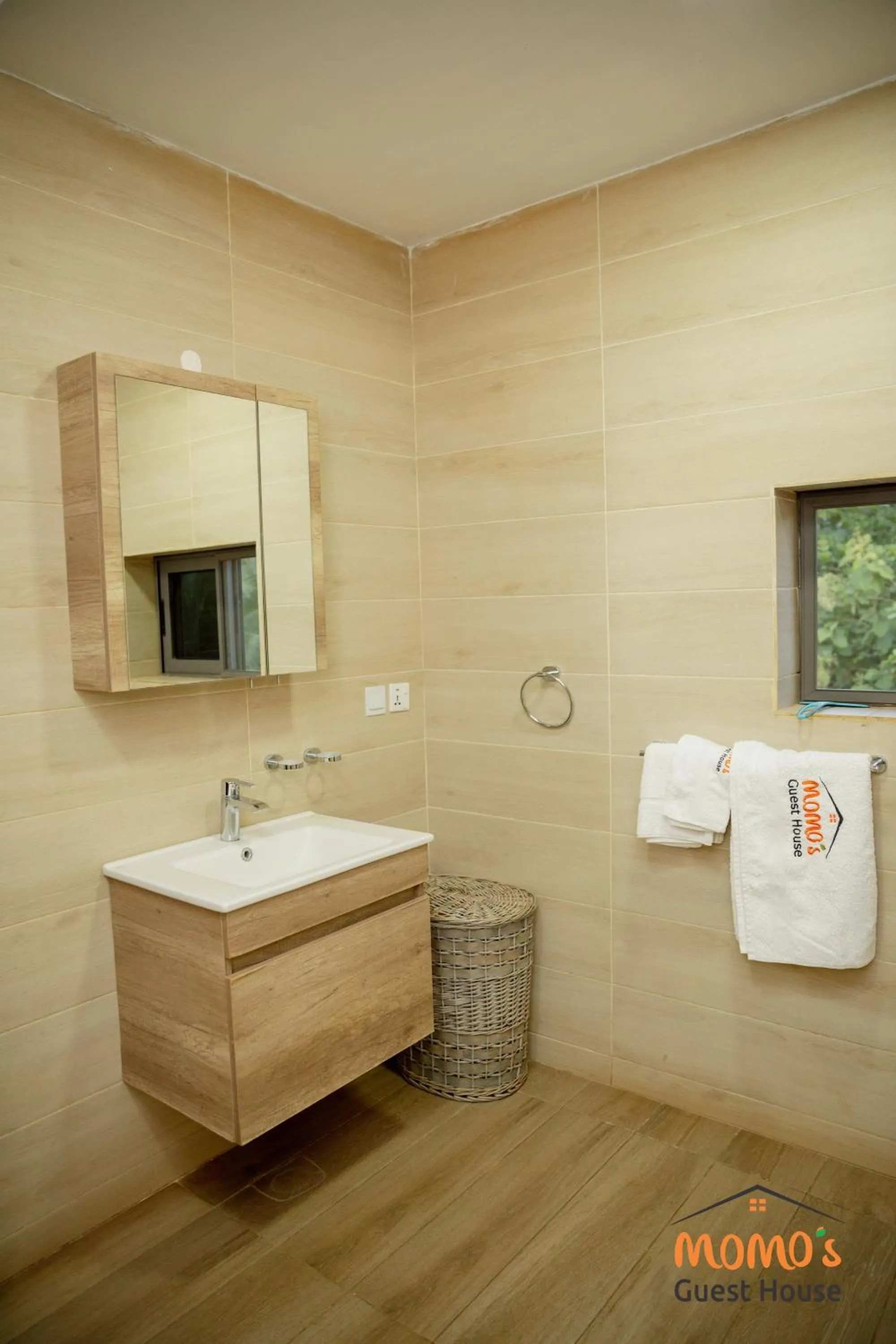Bathroom in Momo's Hotel
