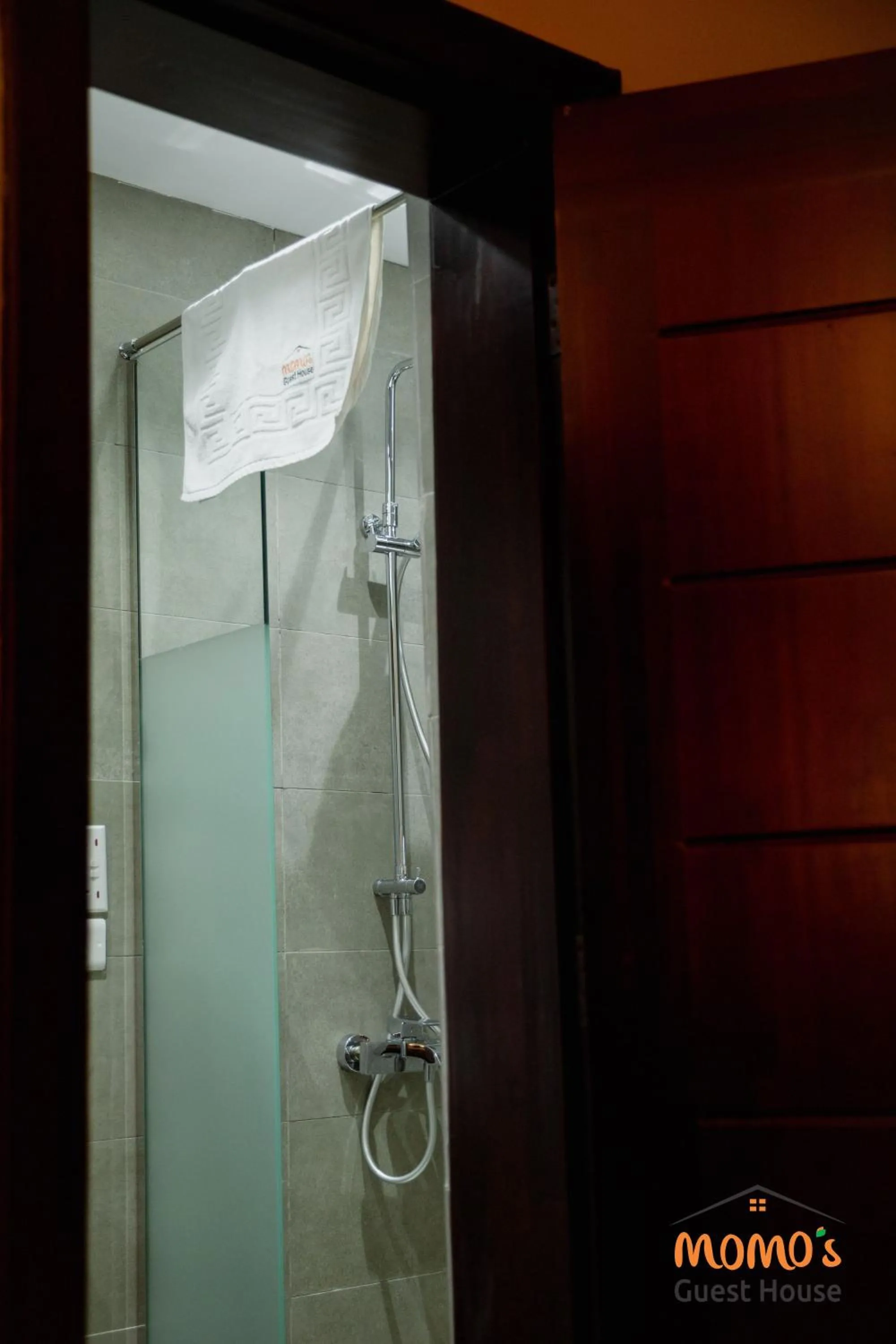 Shower in Momo's Hotel