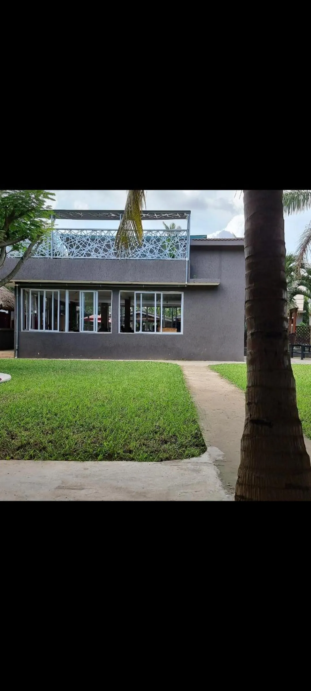 Property building in Momo's Hotel