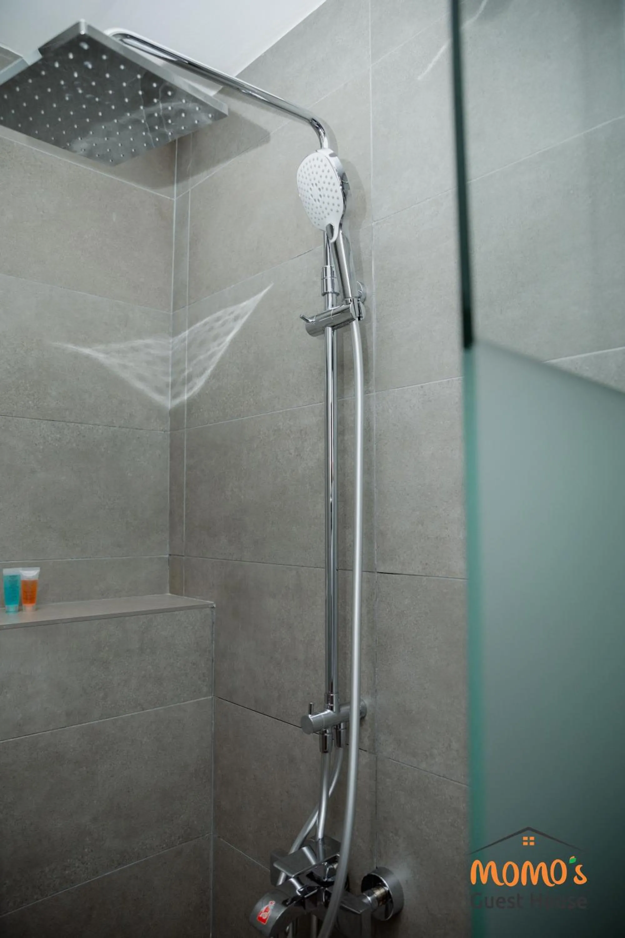 Shower in Momo's Hotel