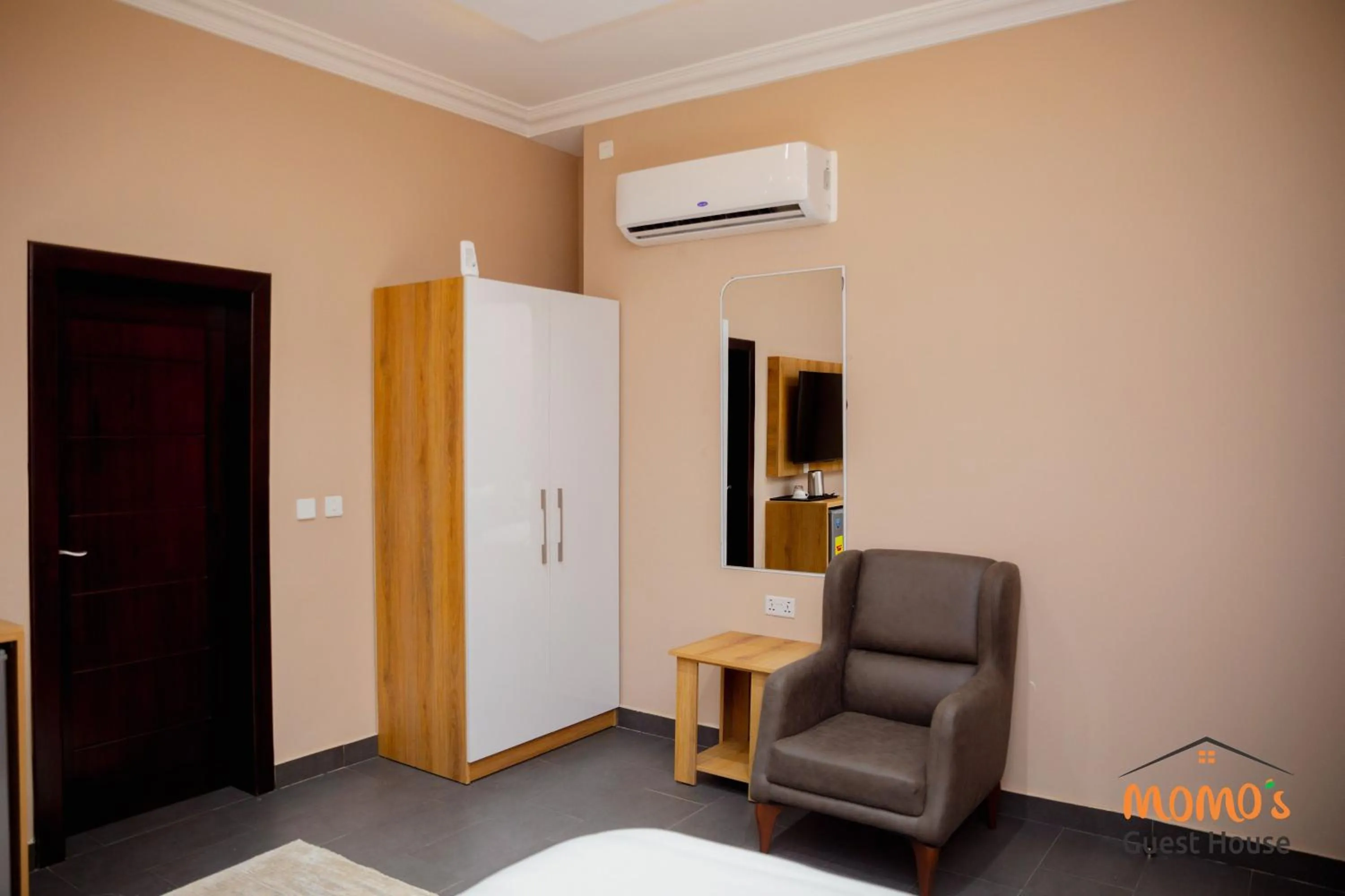 wardrobe in Momo's Hotel