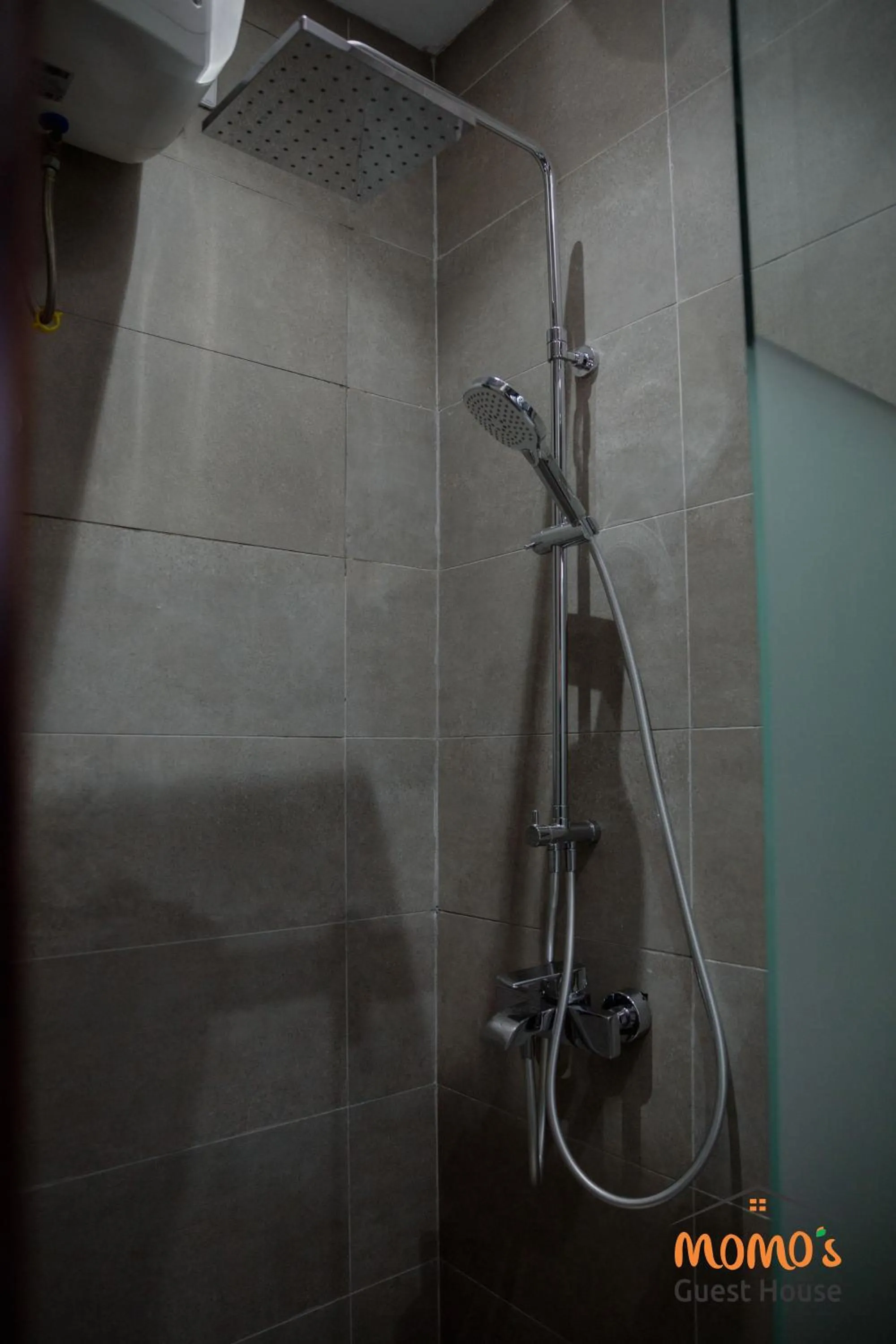 Shower in Momo's Hotel