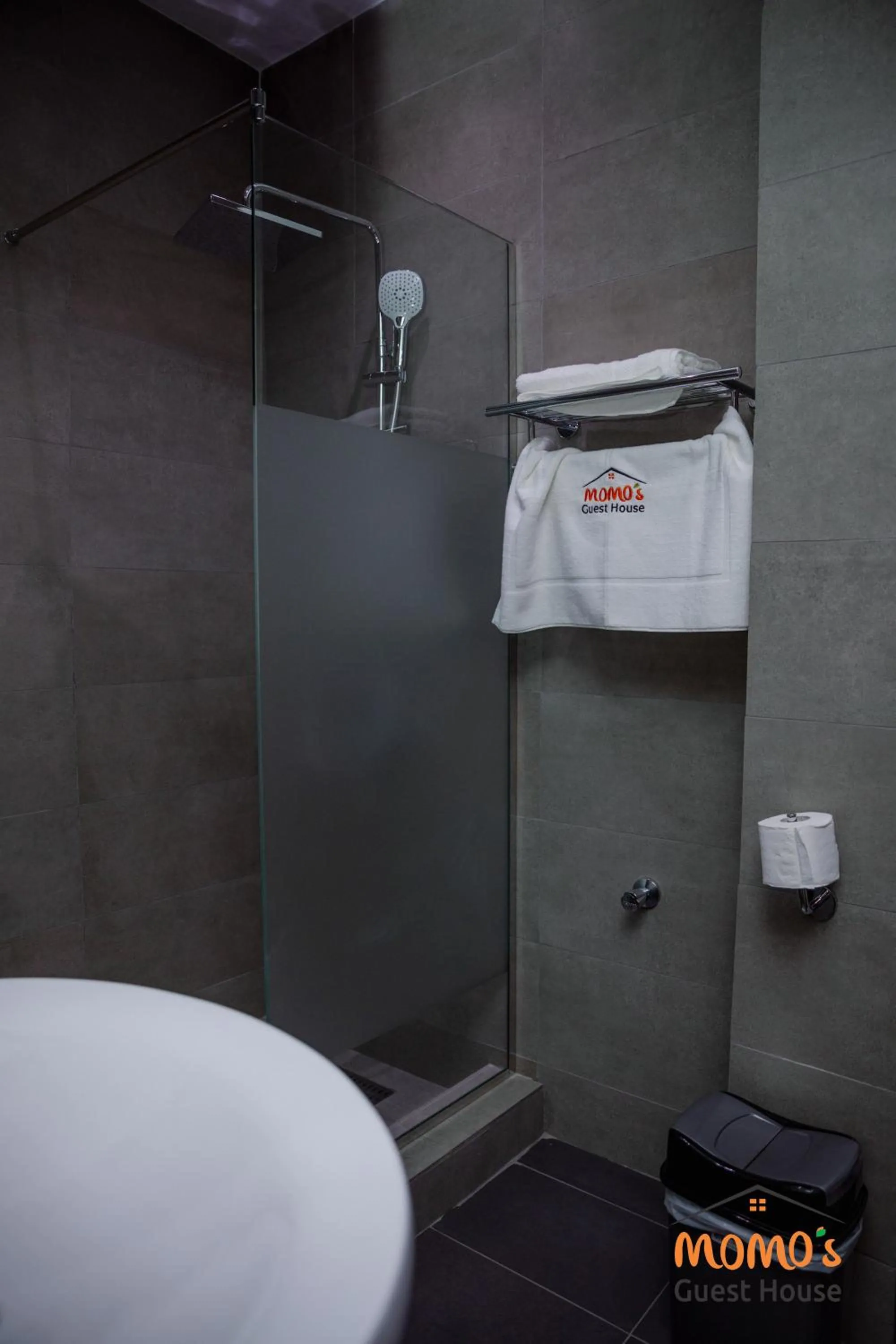 Shower in Momo's Hotel