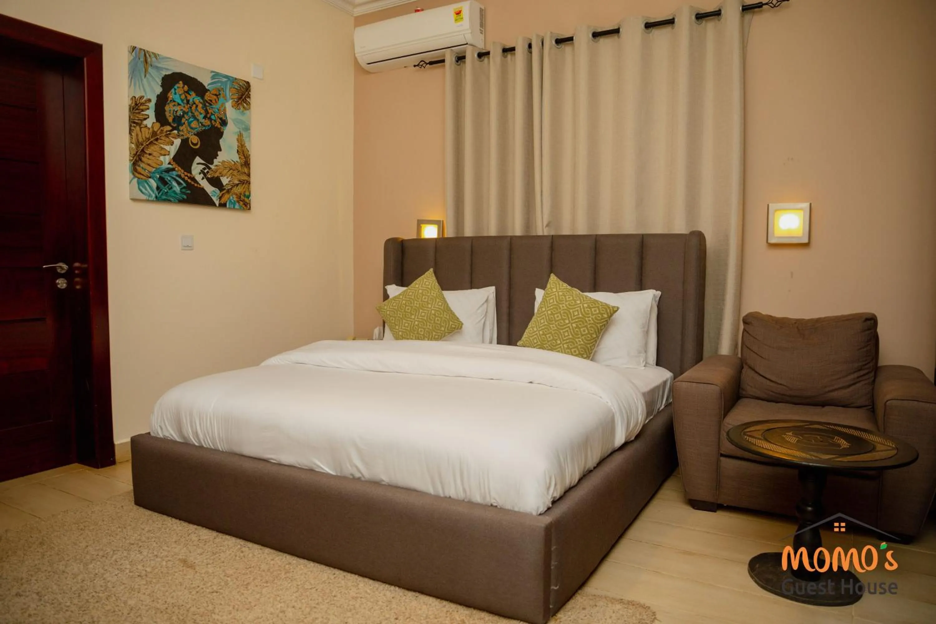 Bed in Momo's Hotel