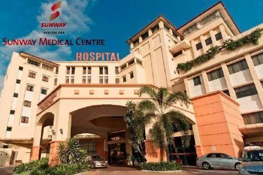 DE GLORY HOTEL UsJ 21