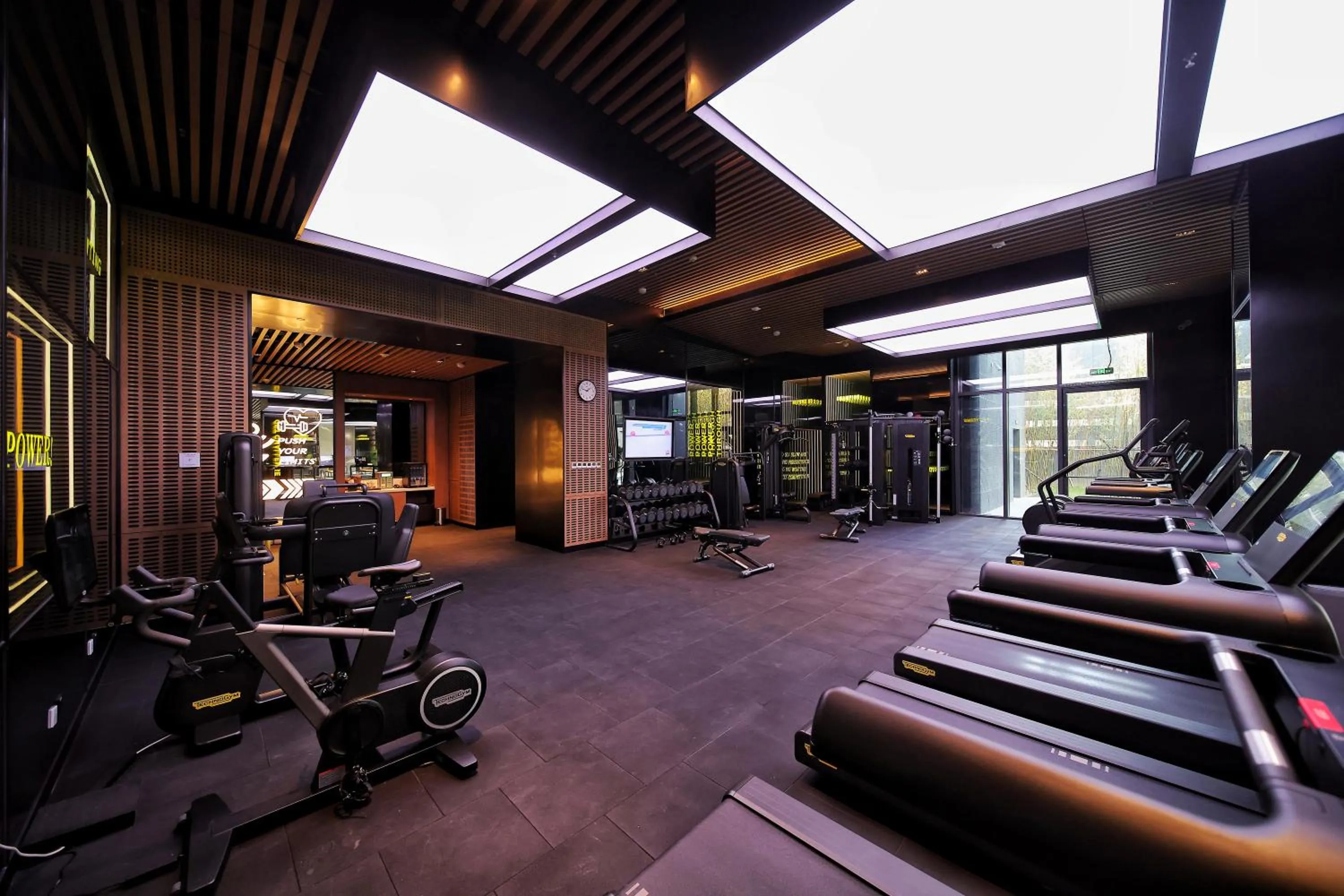Fitness centre/facilities in Renaissance Beijing Haidian Hotel