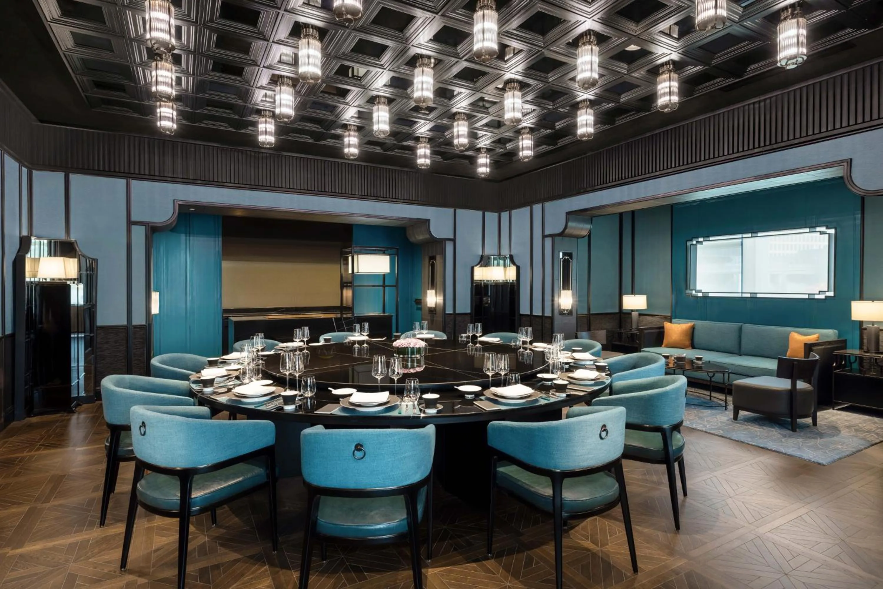 Restaurant/places to eat in Renaissance Beijing Haidian Hotel
