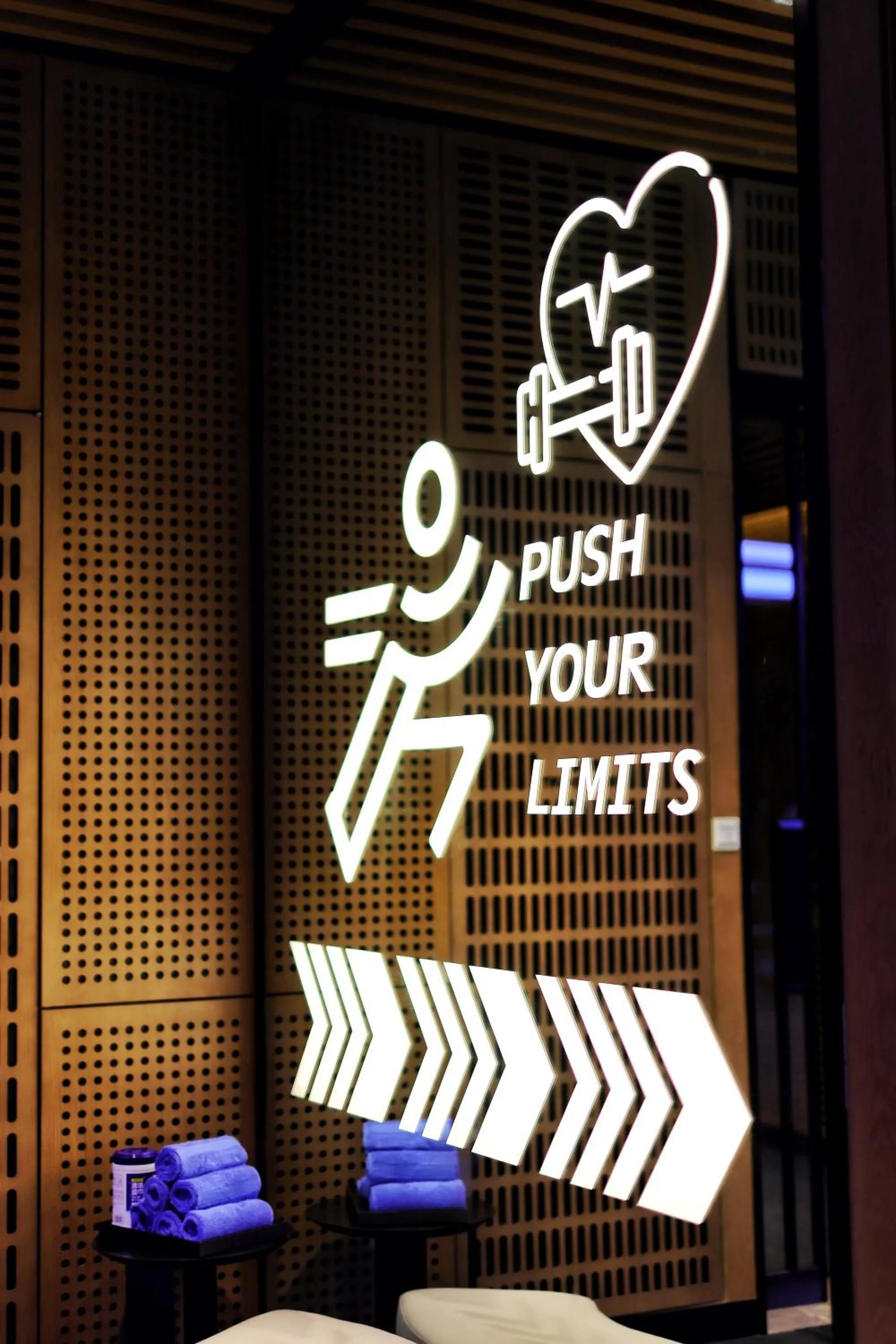 Fitness centre/facilities in Renaissance Beijing Haidian Hotel