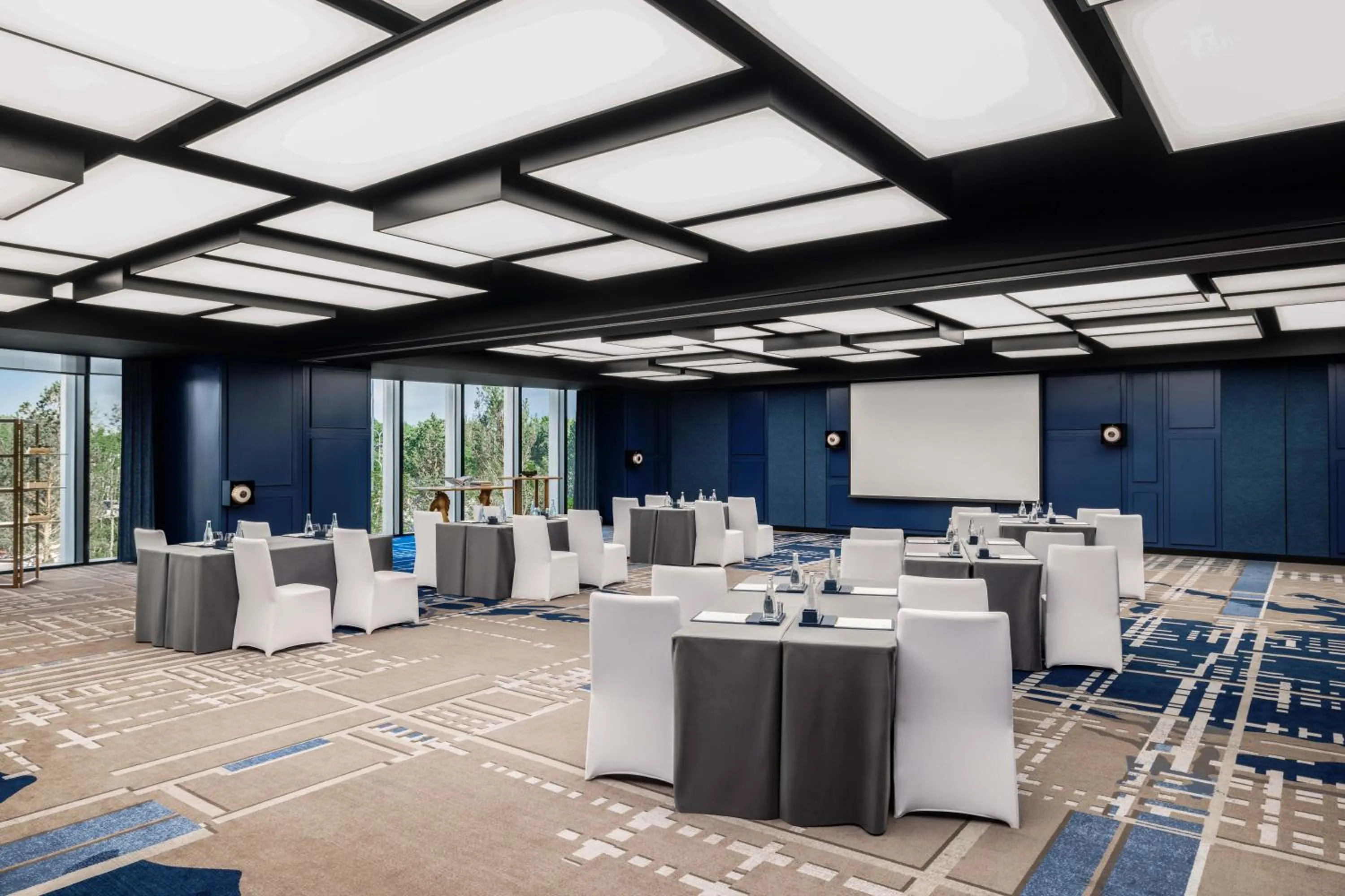 Banquet/Function facilities in Renaissance Beijing Haidian Hotel