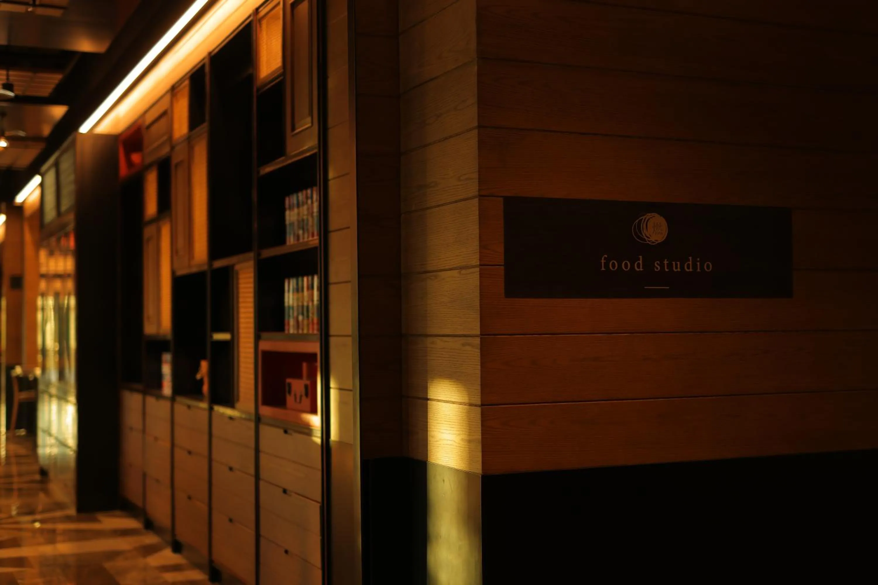 Restaurant/places to eat in Renaissance Beijing Haidian Hotel