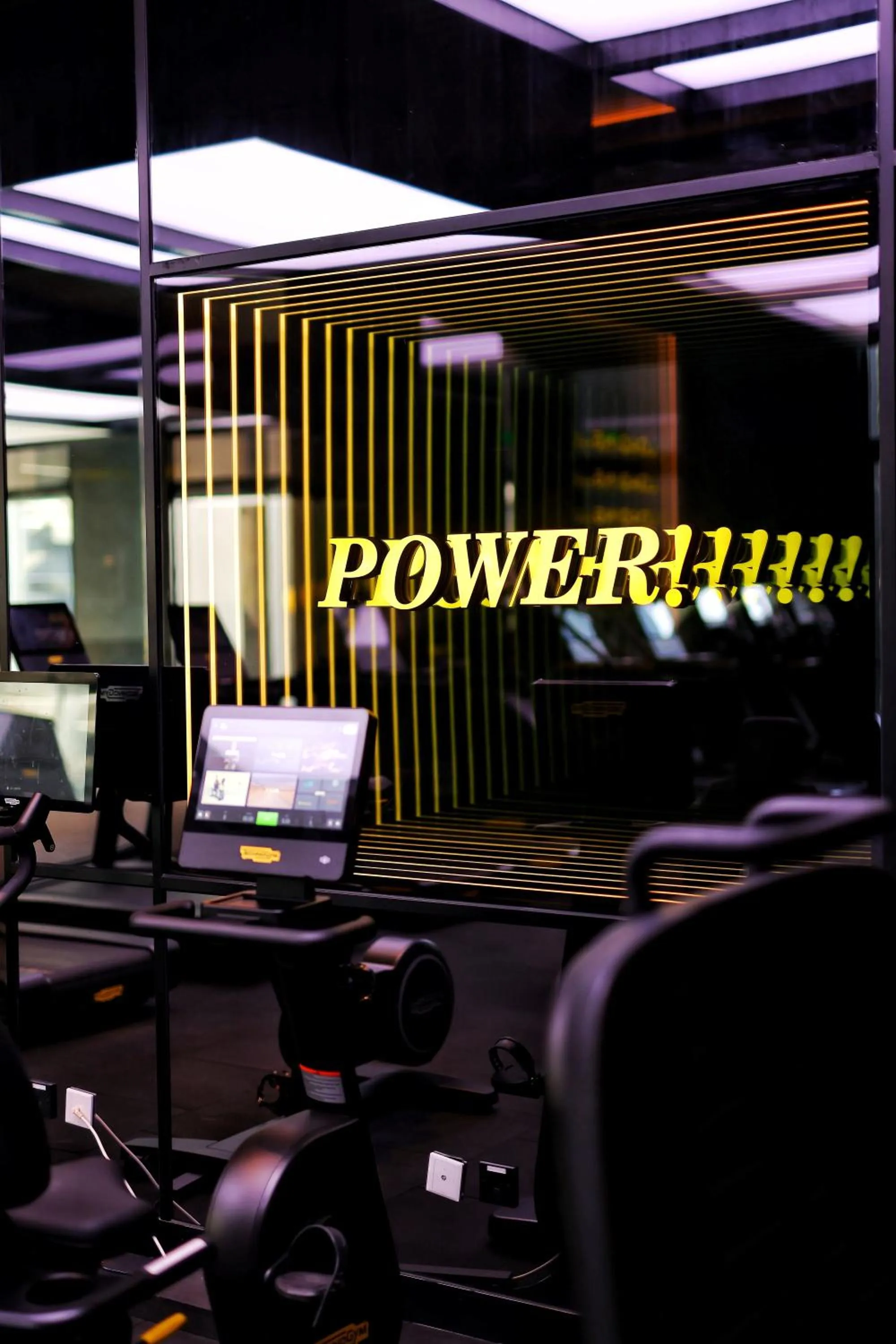 Fitness centre/facilities in Renaissance Beijing Haidian Hotel