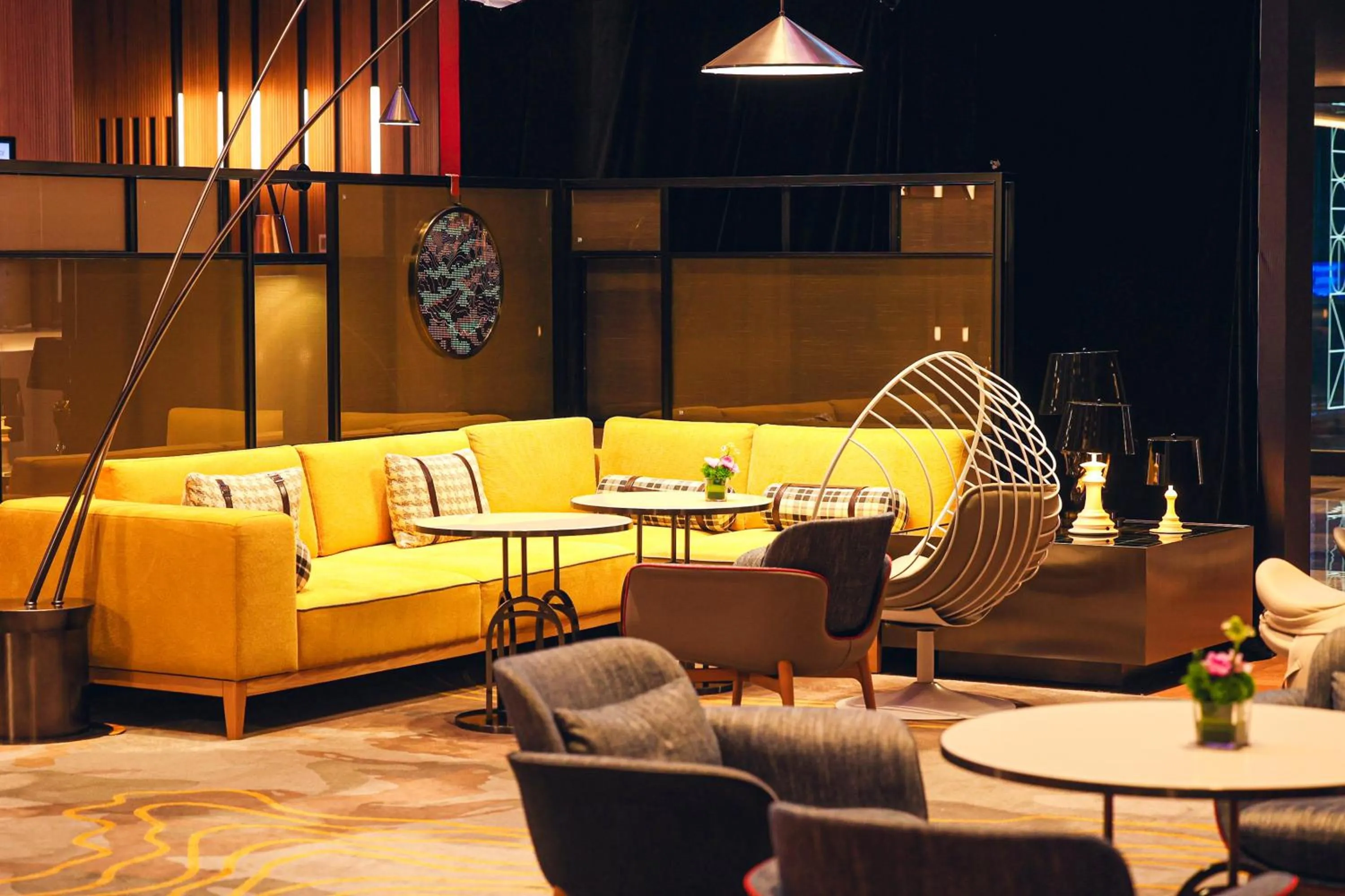 Seating area in Renaissance Beijing Haidian Hotel