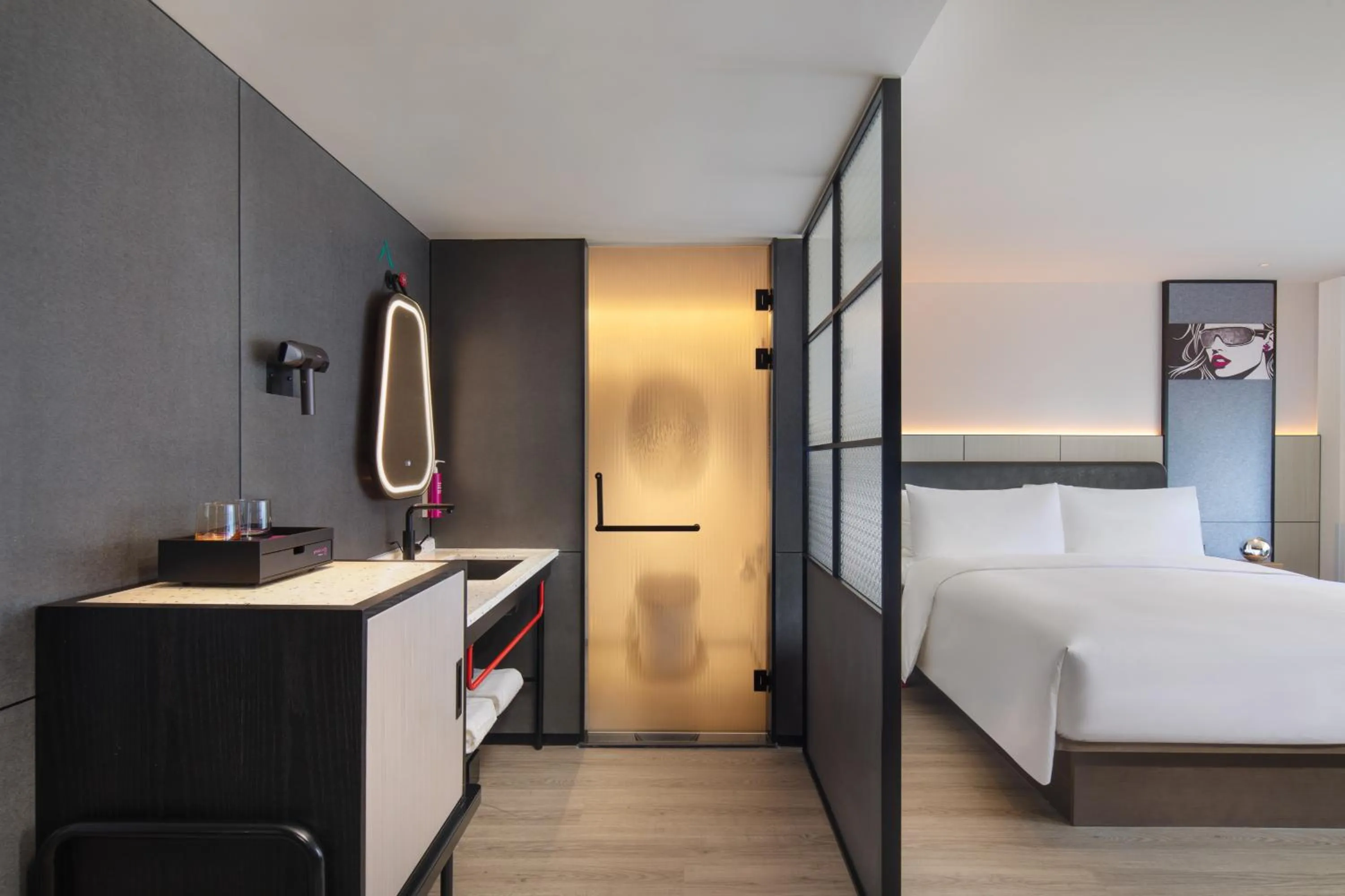 Toilet, Bed in Moxy Chongqing