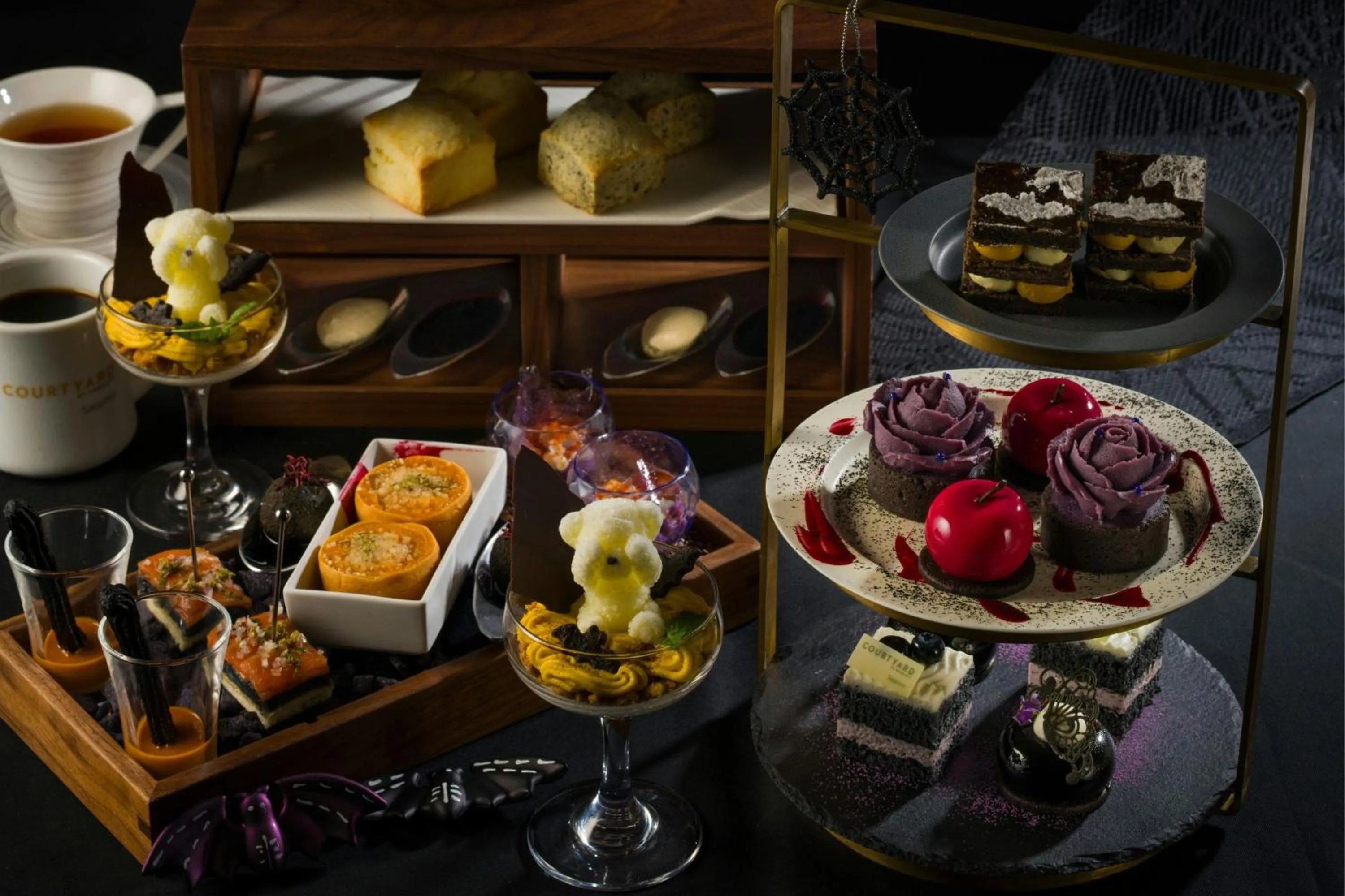 Lounge or bar in Courtyard by Marriott Sapporo