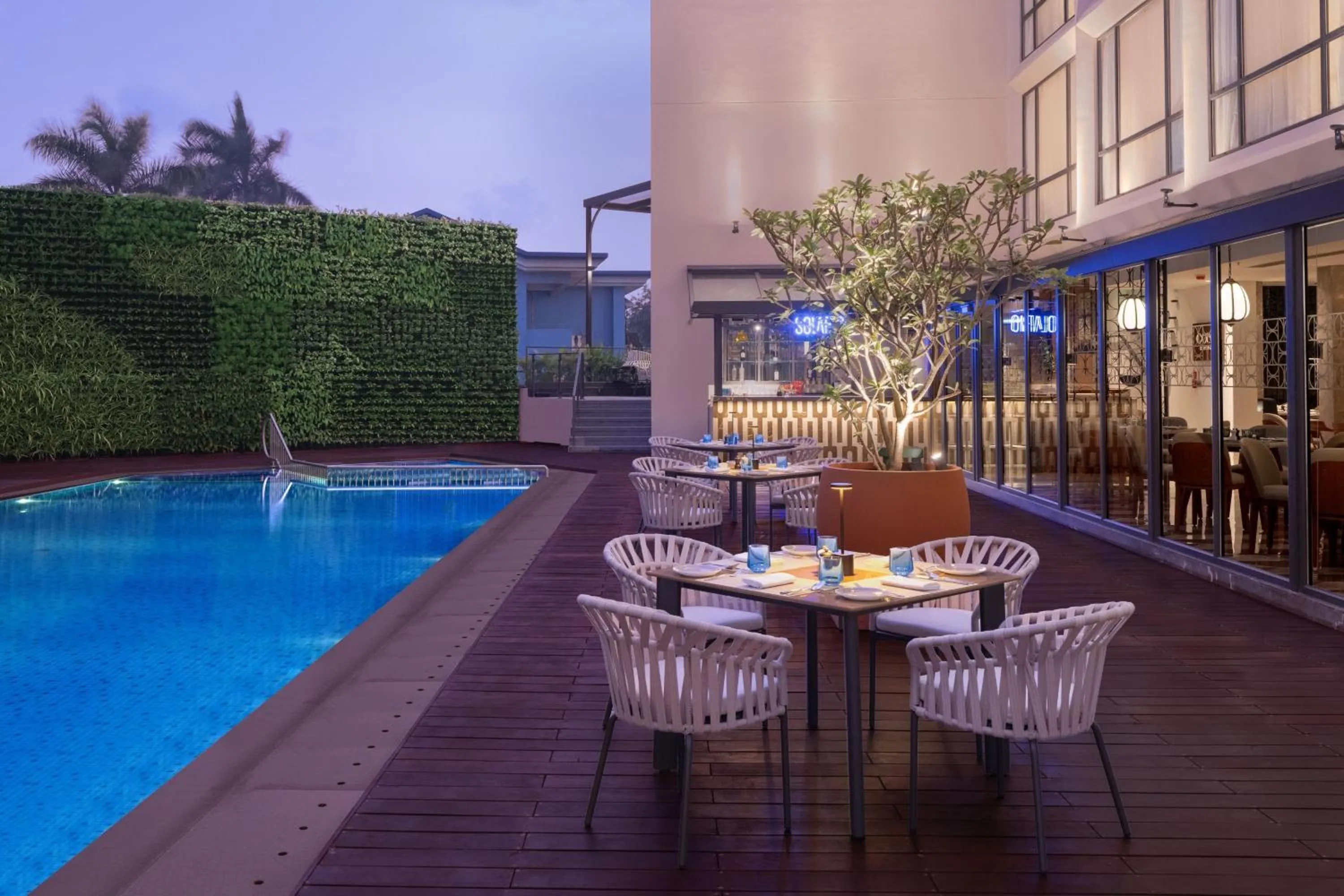 Swimming pool in Courtyard by Marriott Goa Colva