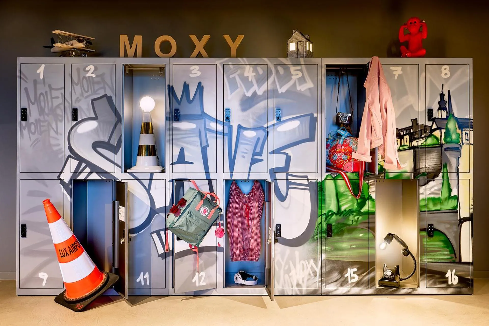 wardrobe in Moxy Luxembourg Airport
