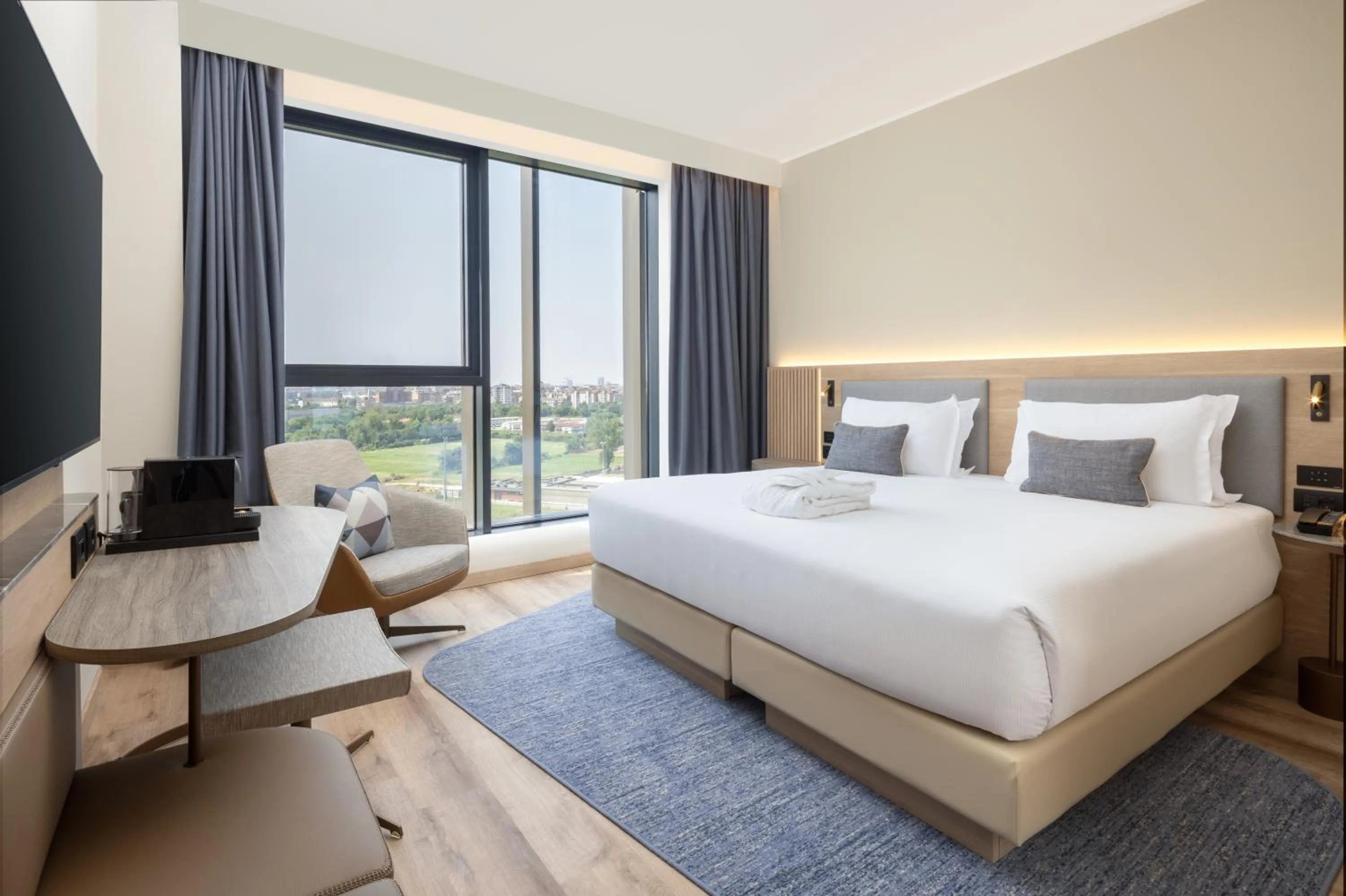 Bedroom, Bed in Courtyard by Marriott Milano Linate
