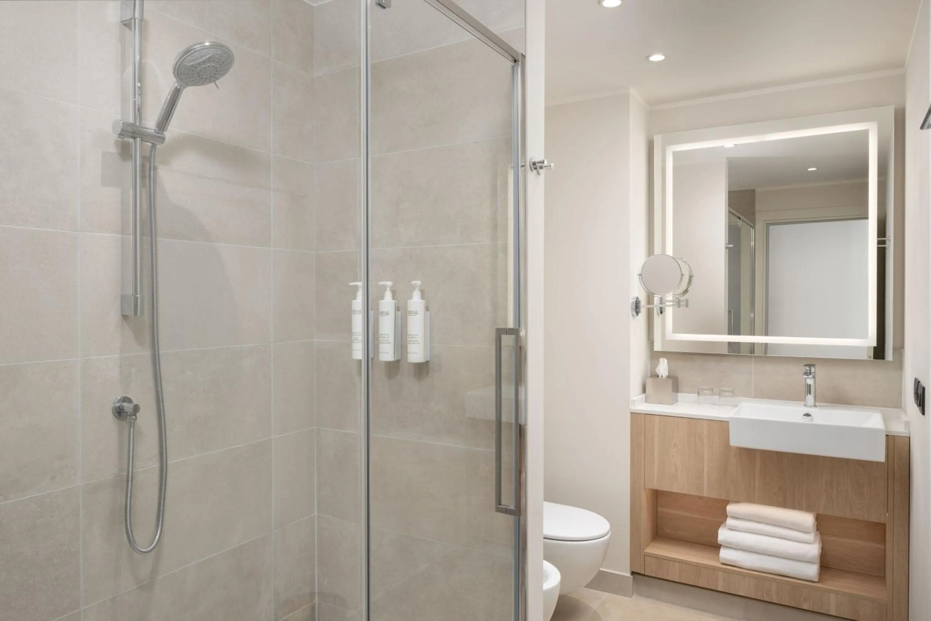 Bathroom in Courtyard by Marriott Milano Linate