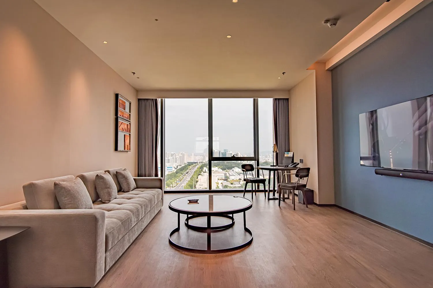 Photo of the whole room in Four Points by Sheraton Yantai