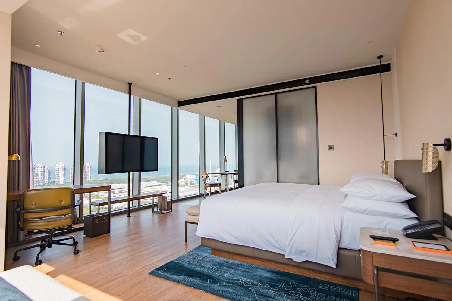 Bed in Four Points by Sheraton Yantai