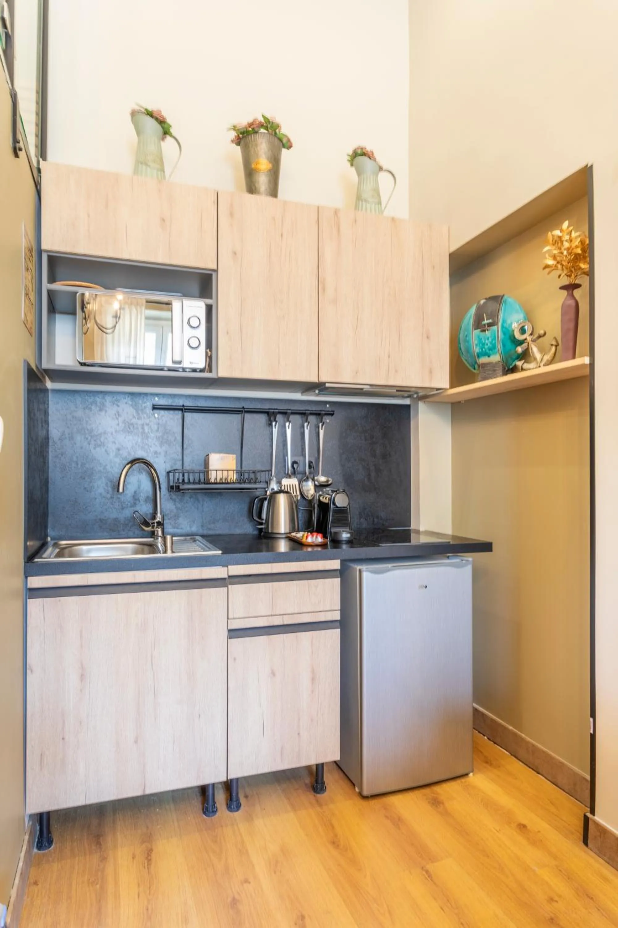 Coffee/tea facilities in ADIRA Marseille Montgrand 2 étoiles