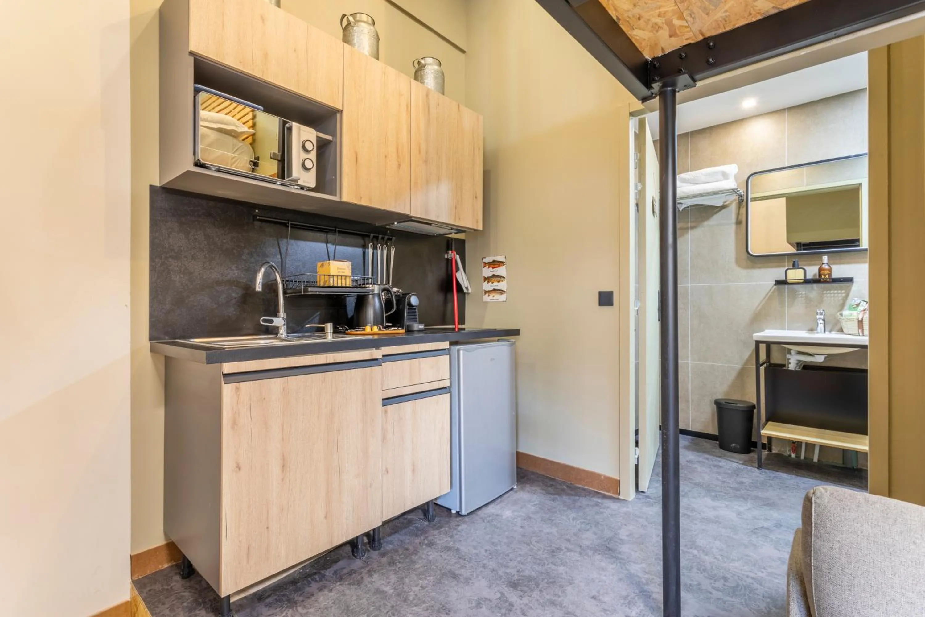 Kitchen or kitchenette in ADIRA Marseille Montgrand 2 étoiles