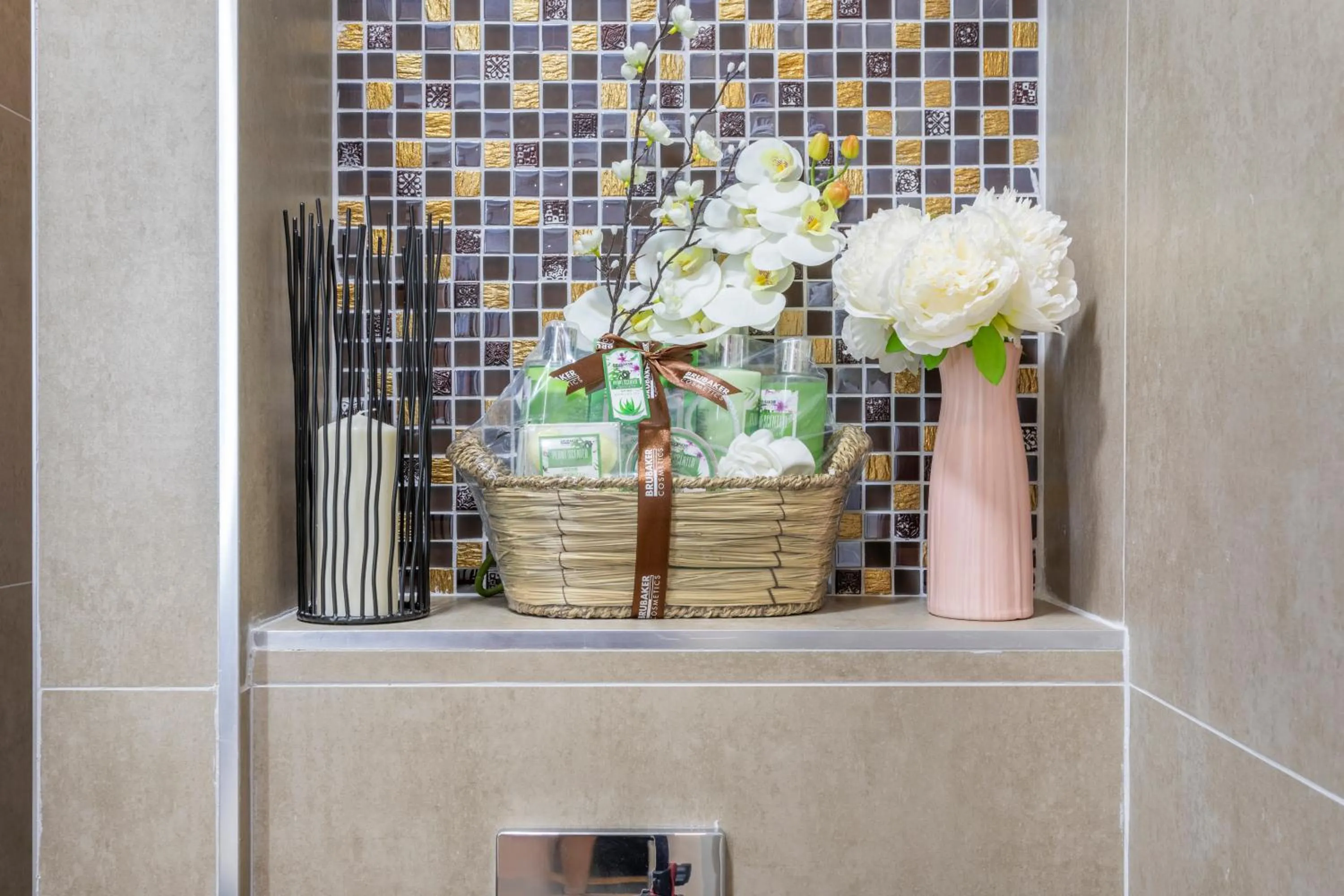 Bathroom in ADIRA Marseille Montgrand 2 étoiles