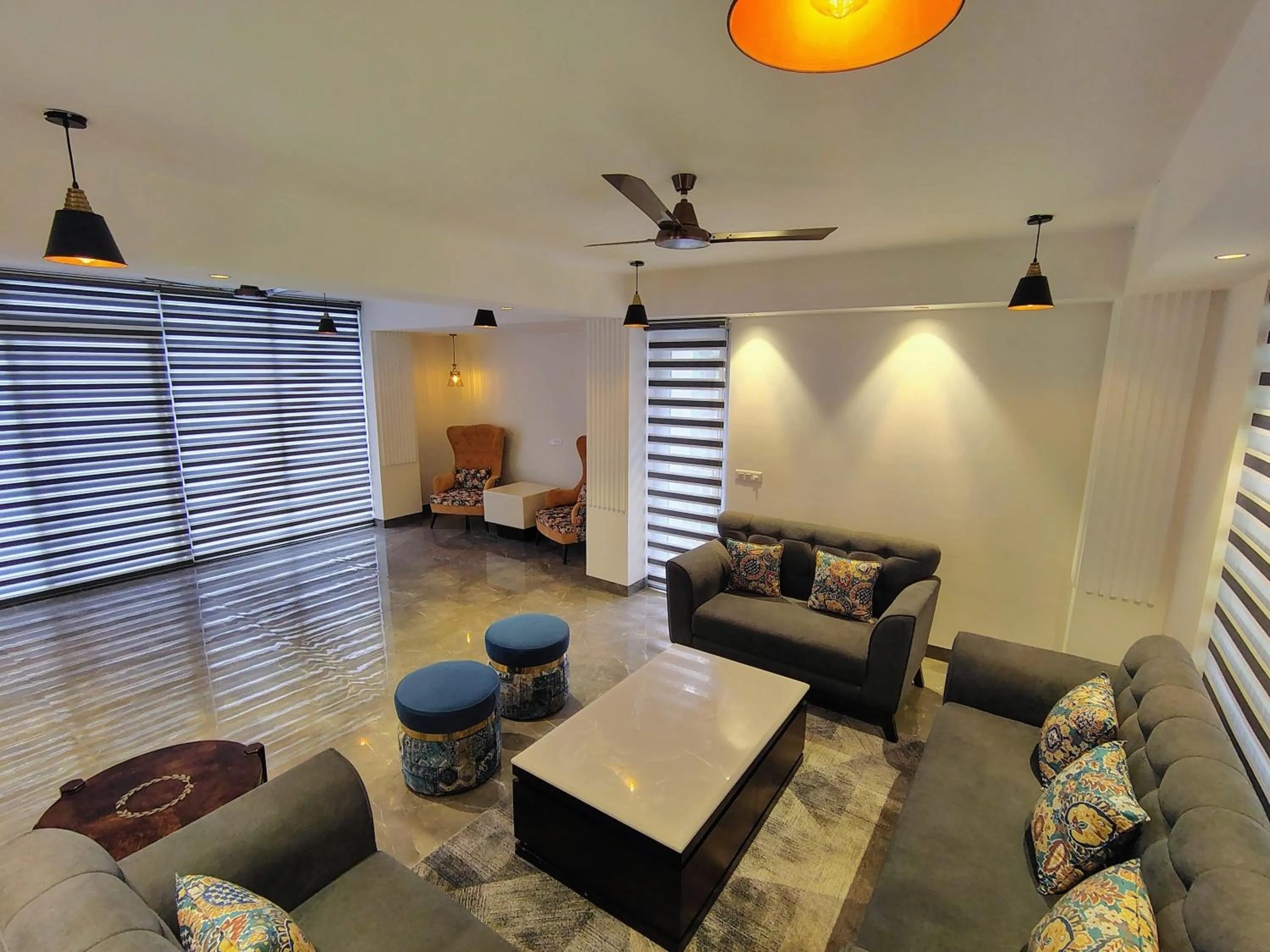 Living room in Pihu's Nest Kasauli