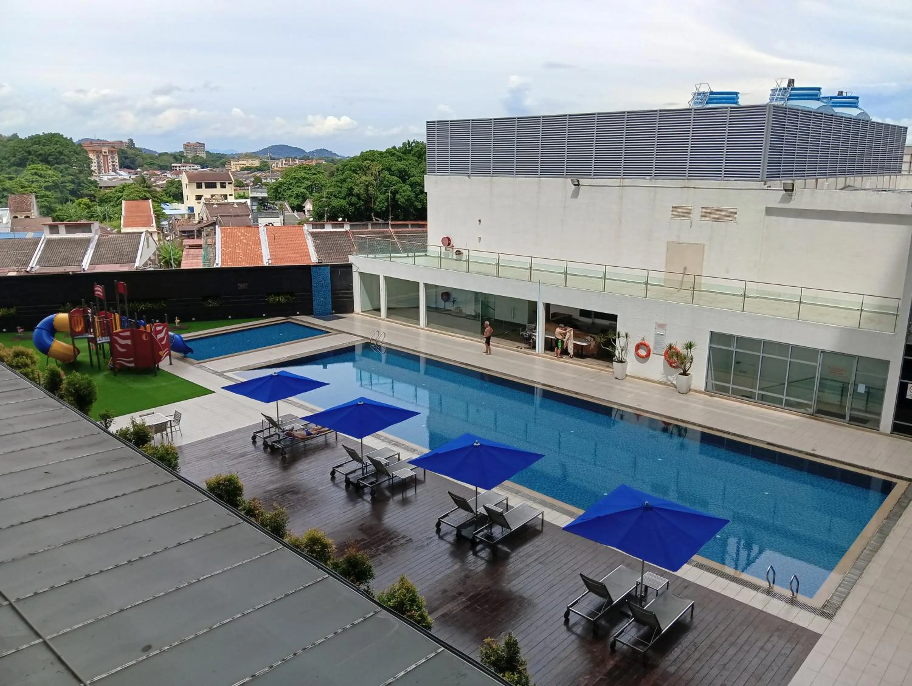 Balcony/Terrace in The Straits Suites by Ciconia