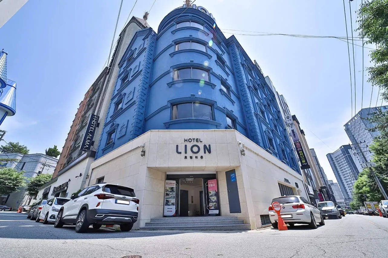 Hotel Lion
