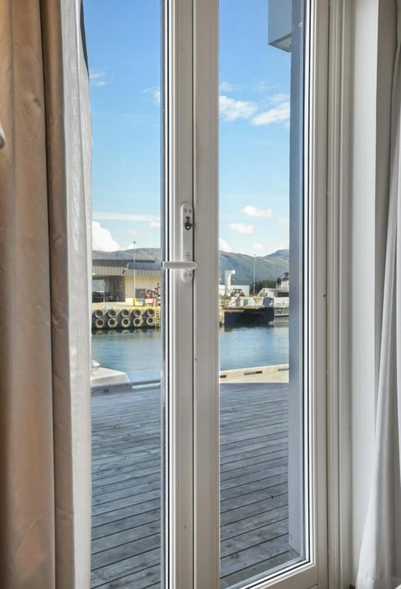 Florø Apartments Hotell