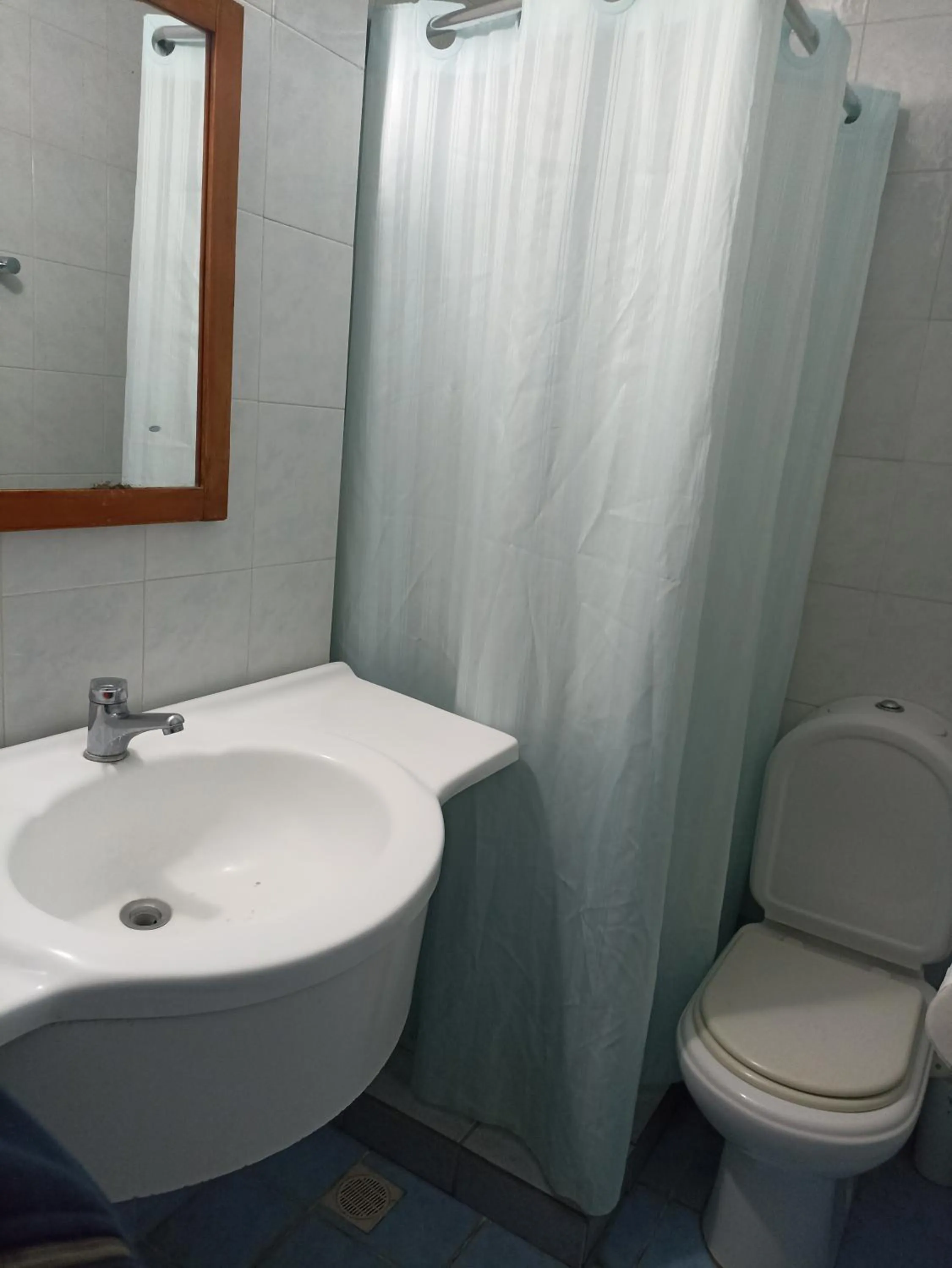 Bathroom in Elite Hotel