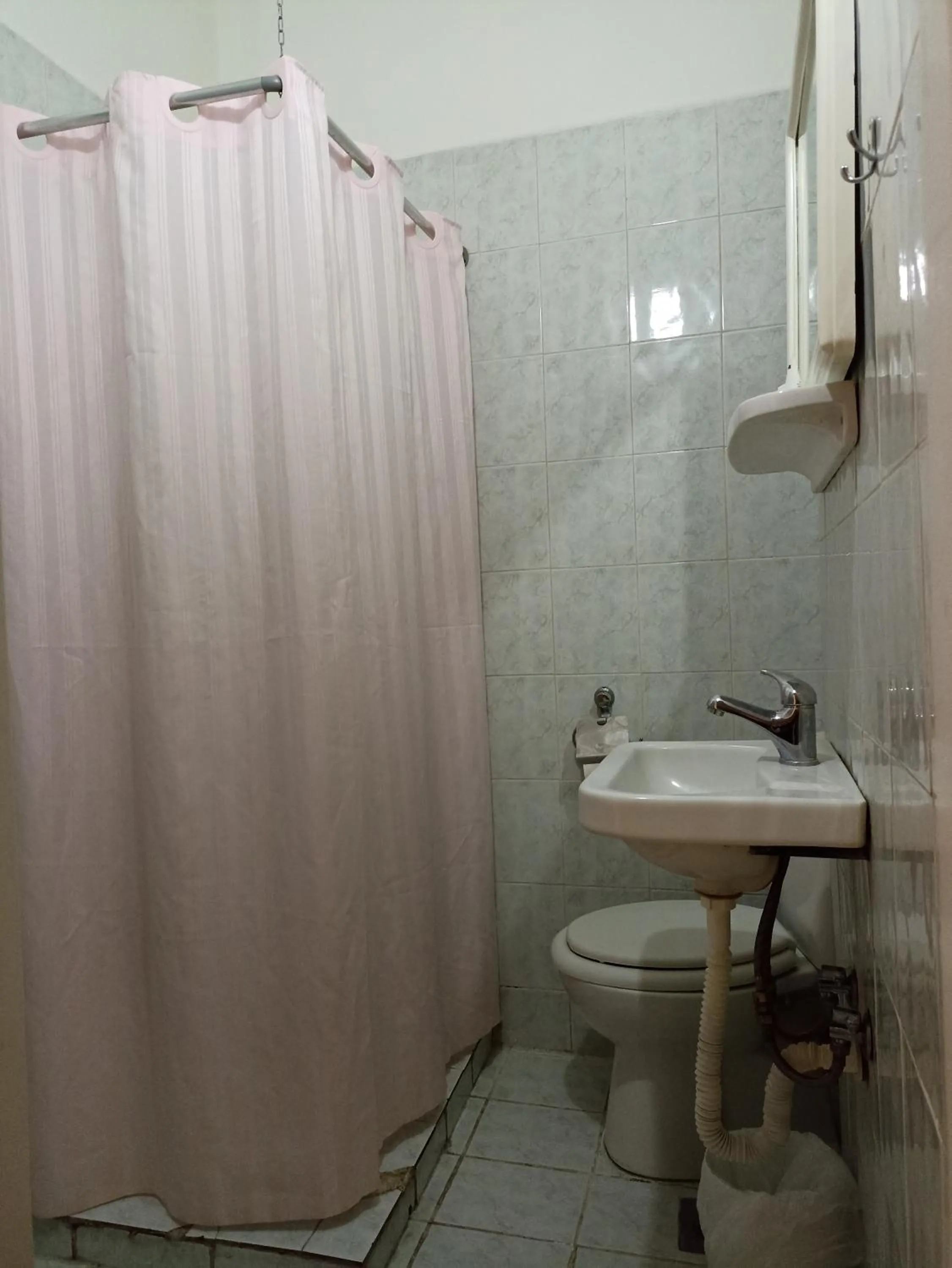 Bathroom in Elite Hotel