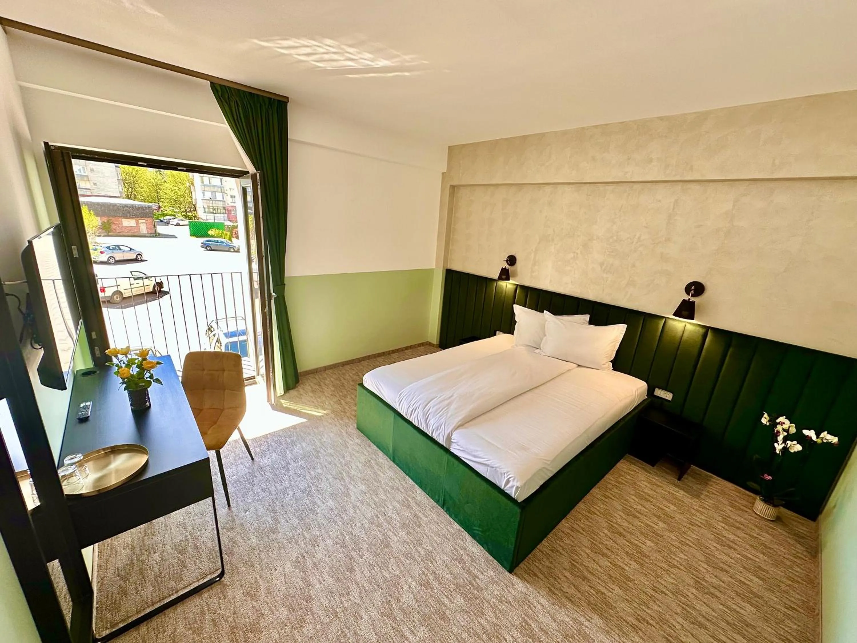 Photo of the whole room, Bed in HOTEL AGORA Mures