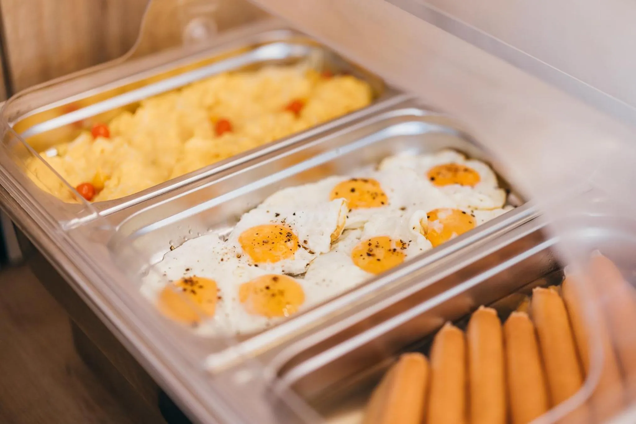 Food and drinks in HOTEL AGORA Mures