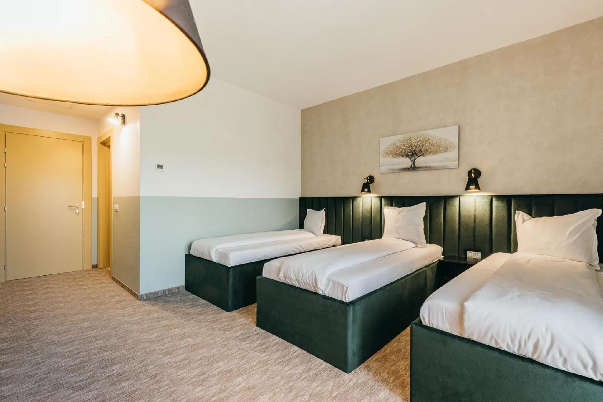 Photo of the whole room, Bed in HOTEL AGORA Mures