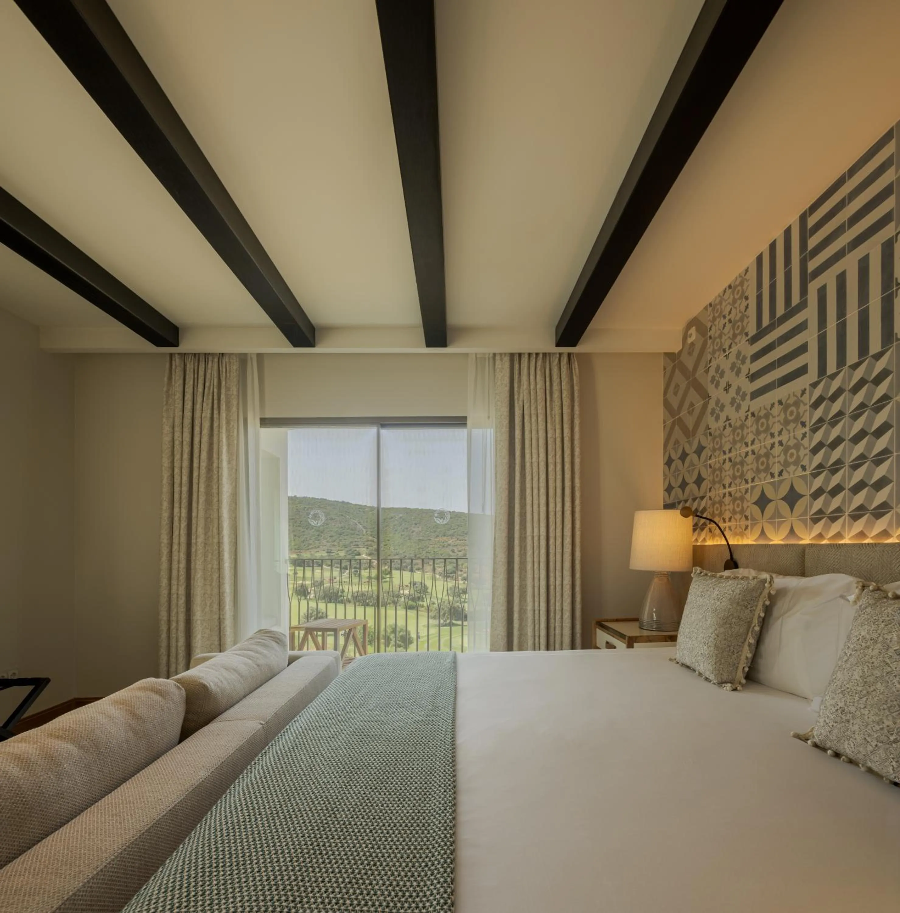 Bedroom, Bed in Viceroy at Ombria Algarve