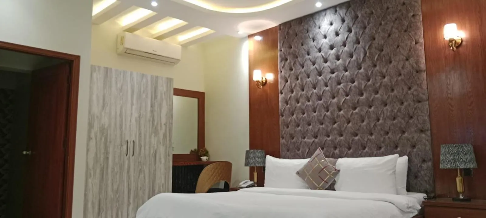 Bed in Diplomat Fort Boutique Hotel