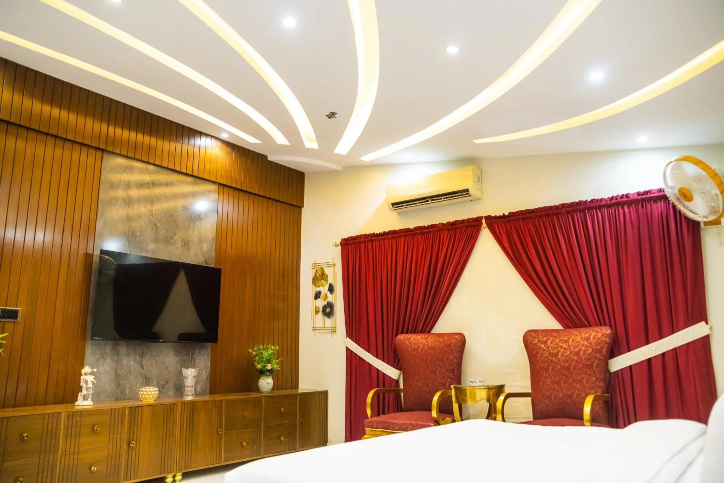 Bed in Diplomat Fort Boutique Hotel