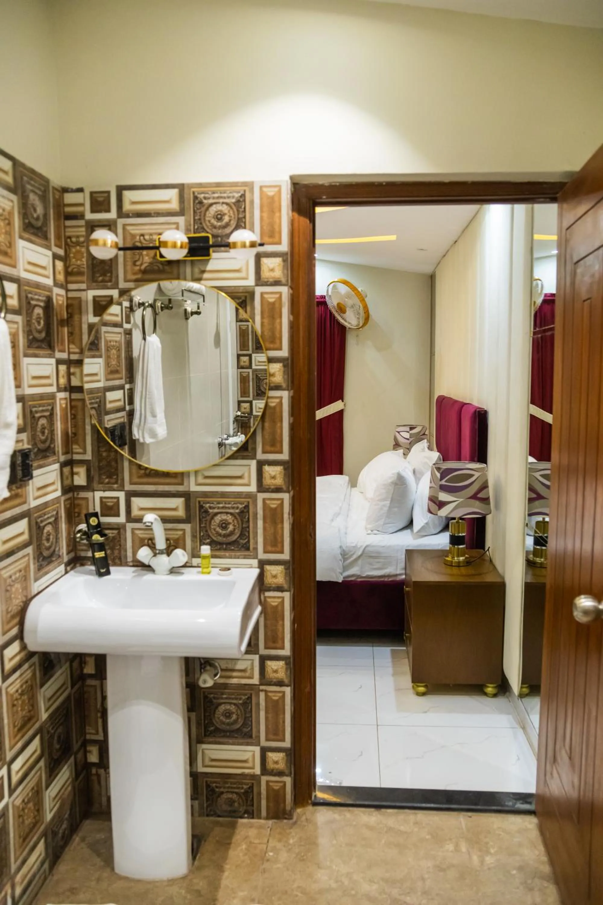 Bed in Diplomat Fort Boutique Hotel