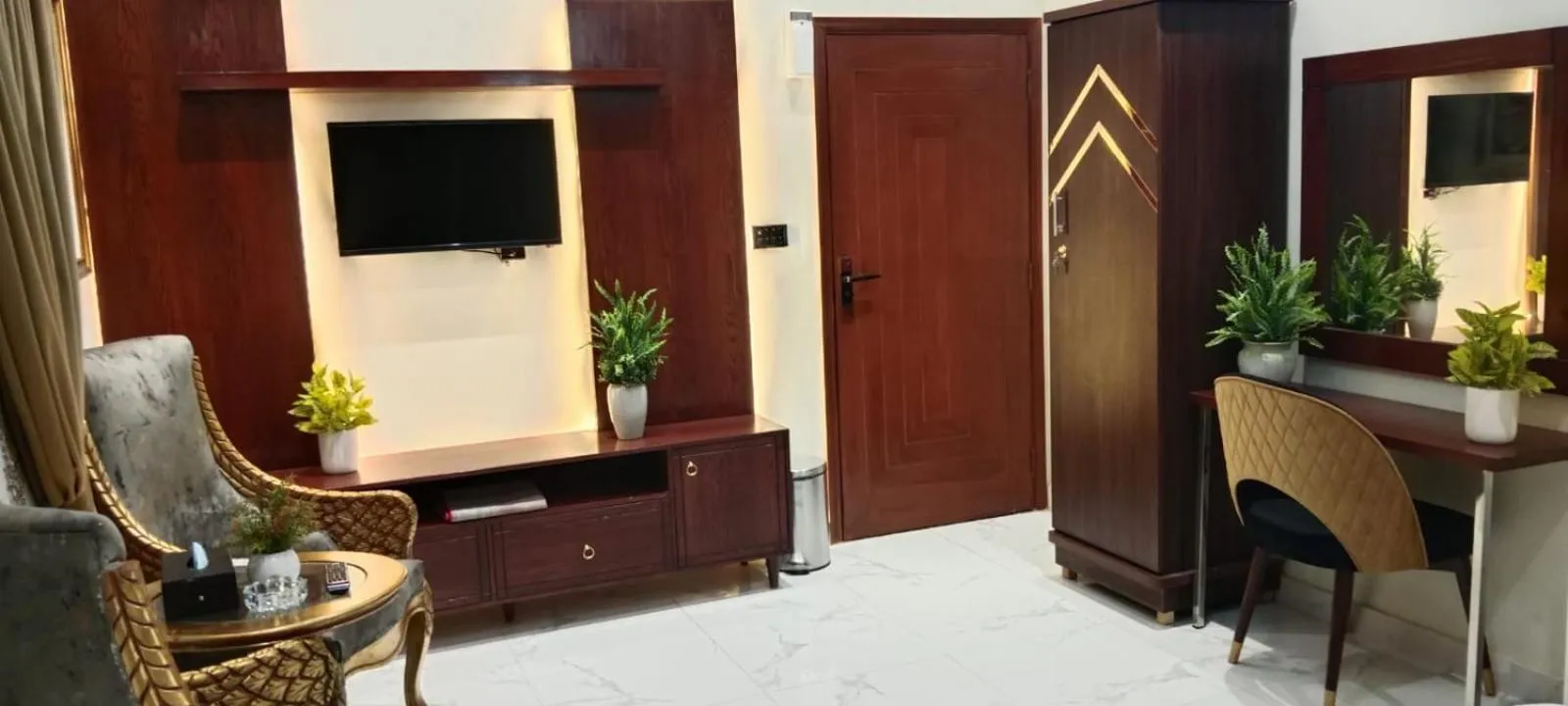 Diplomat Fort Boutique Hotel